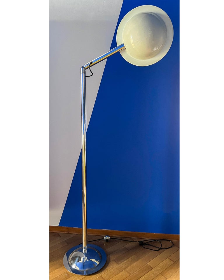 Vintage Italian Space Age Floor Lamp in Chromed Metal with "Flying