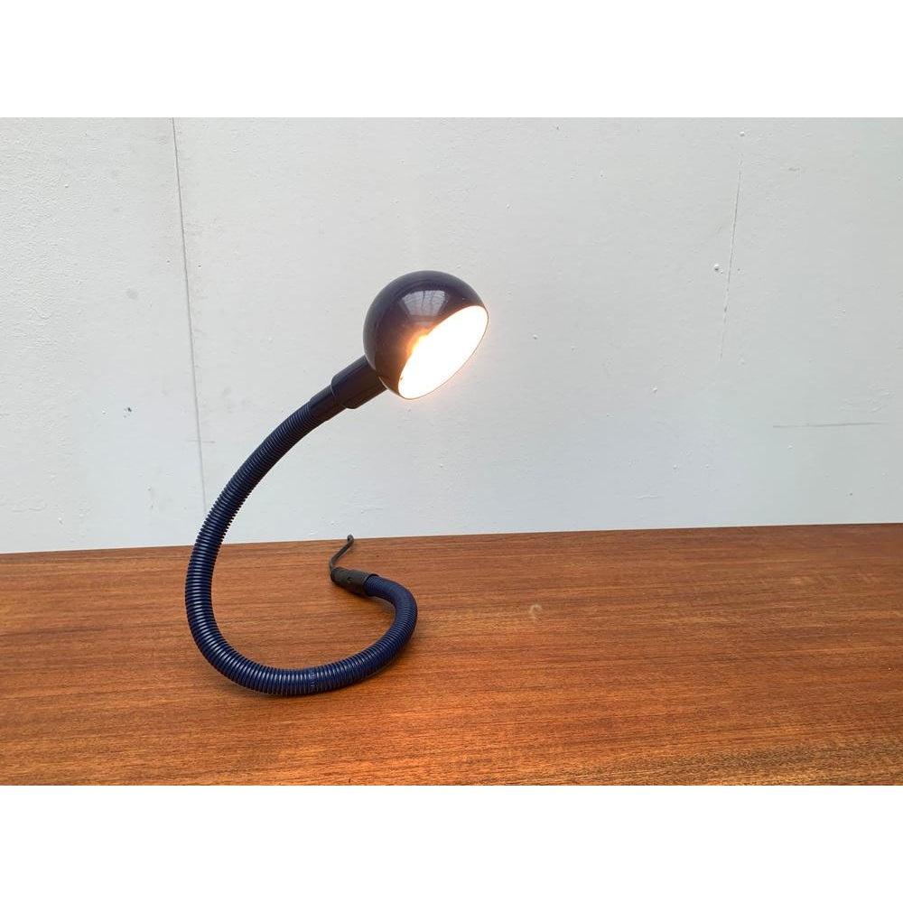 Lampe de table italienne Hebi de l'ère spatiale par Isao Hosoe pour Valenti Luce, années 1970 Bon état - En vente à Hamburg, DE