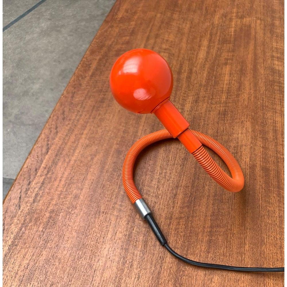 20ième siècle Lampe de table italienne Hebi de l'ère spatiale par Isao Hosoe pour Valenti Luce, 1970 en vente