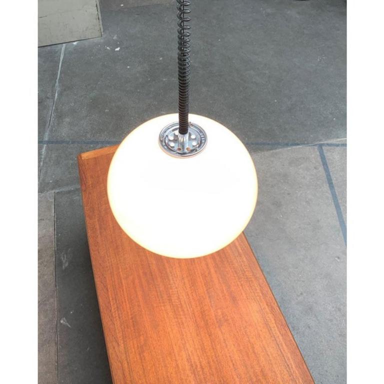 Lampe suspendue Jolly italienne de l'ère spatiale par Luigi Massoni pour Guzzini, années 1960 Bon état - En vente à Hamburg, DE