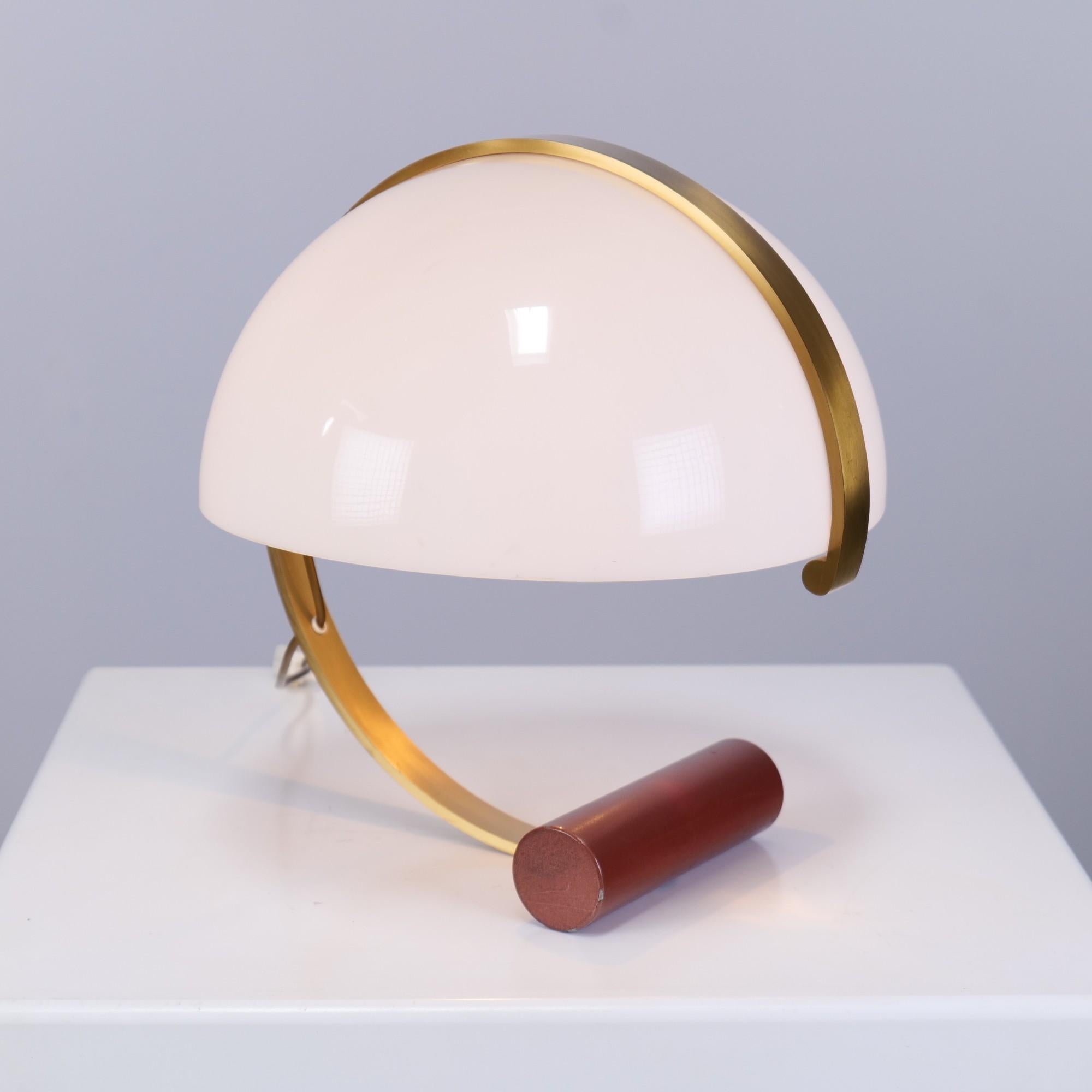 Vintage Italian Space Age Lamp by Artimeta for Stilnovo 1