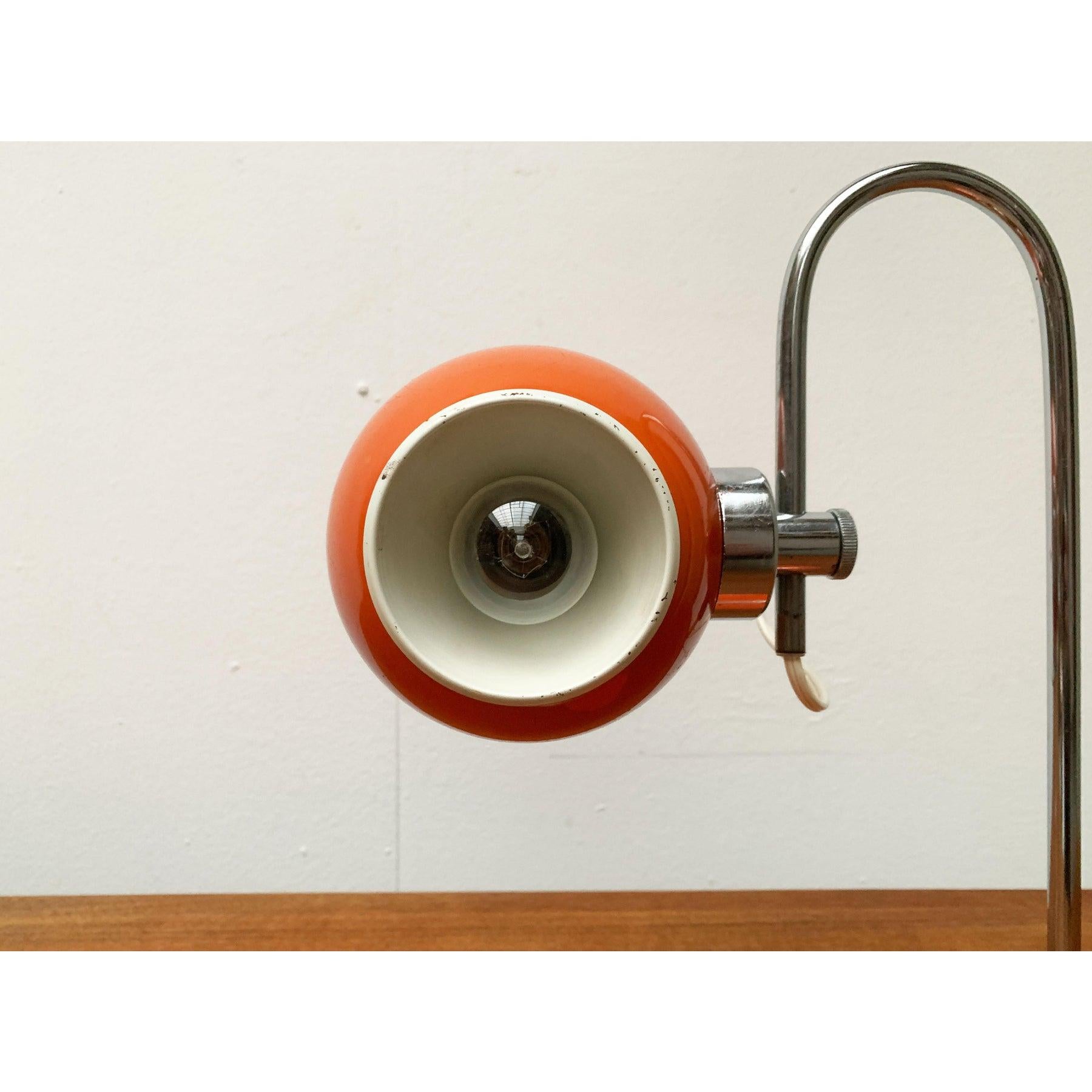 Ère spatiale Lampe de bureau italienne vintage de l'ère spatiale en vente