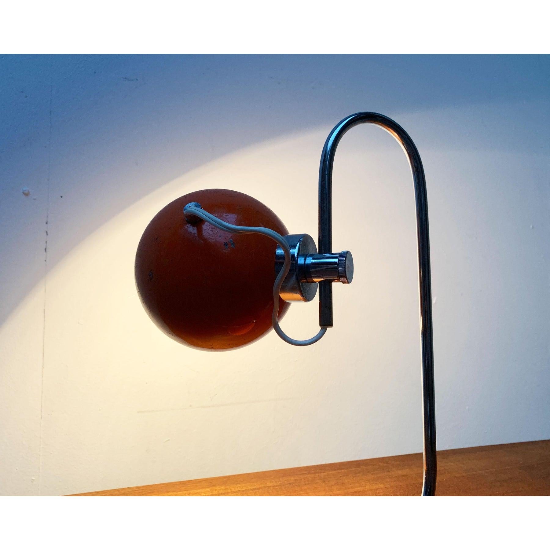 Lampe de bureau italienne vintage de l'ère spatiale Excellent état - En vente à Hamburg, DE
