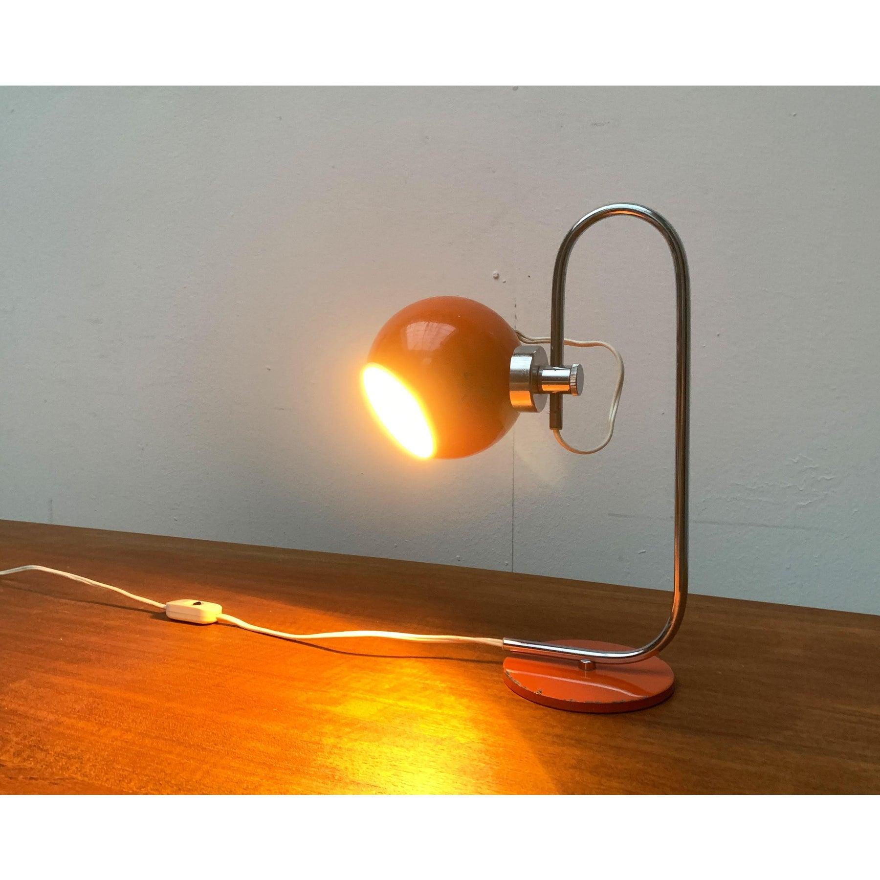 Lampe de bureau italienne vintage de l'ère spatiale en vente 2