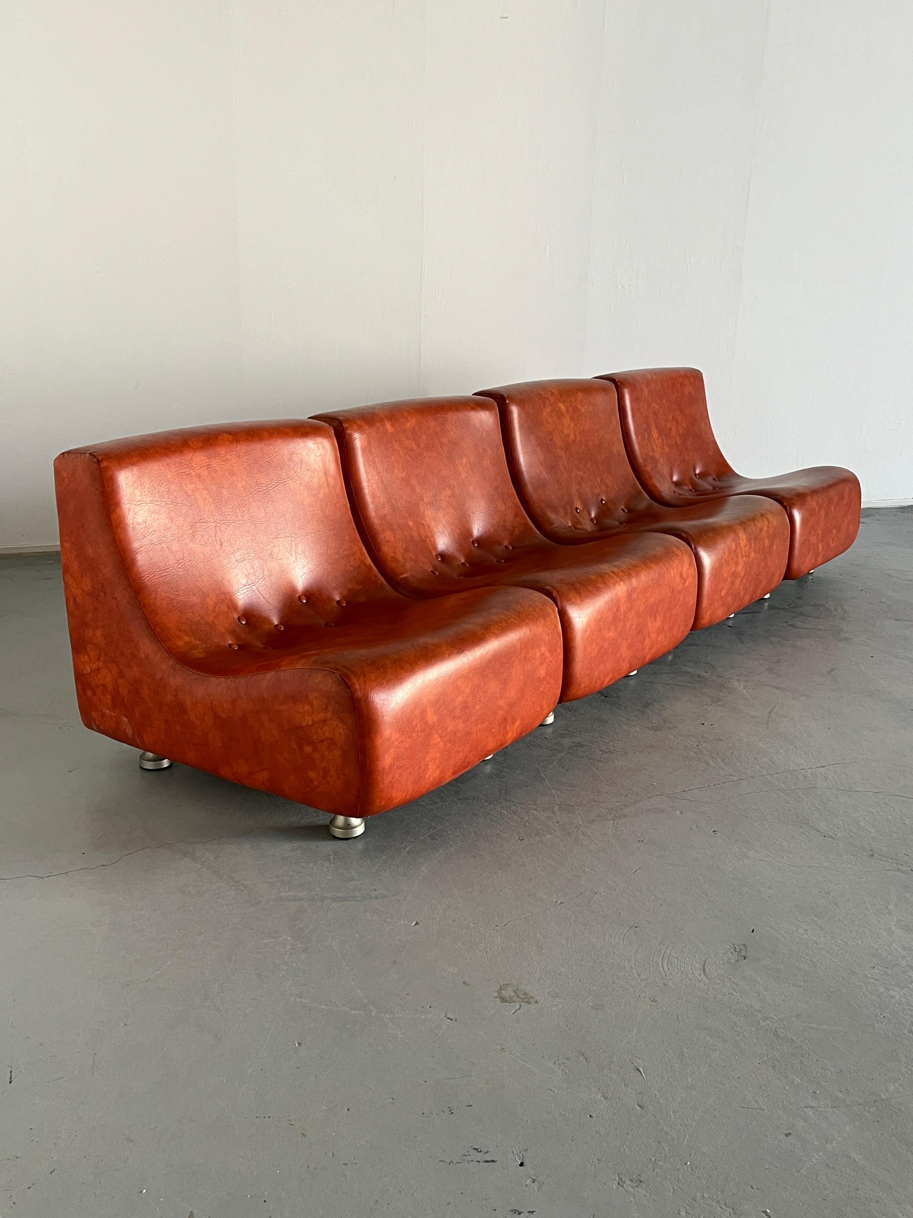 Sofa modulaire italien de l'ère spatiale, faux cuir, dans le style COR, années 70, Italie 1
