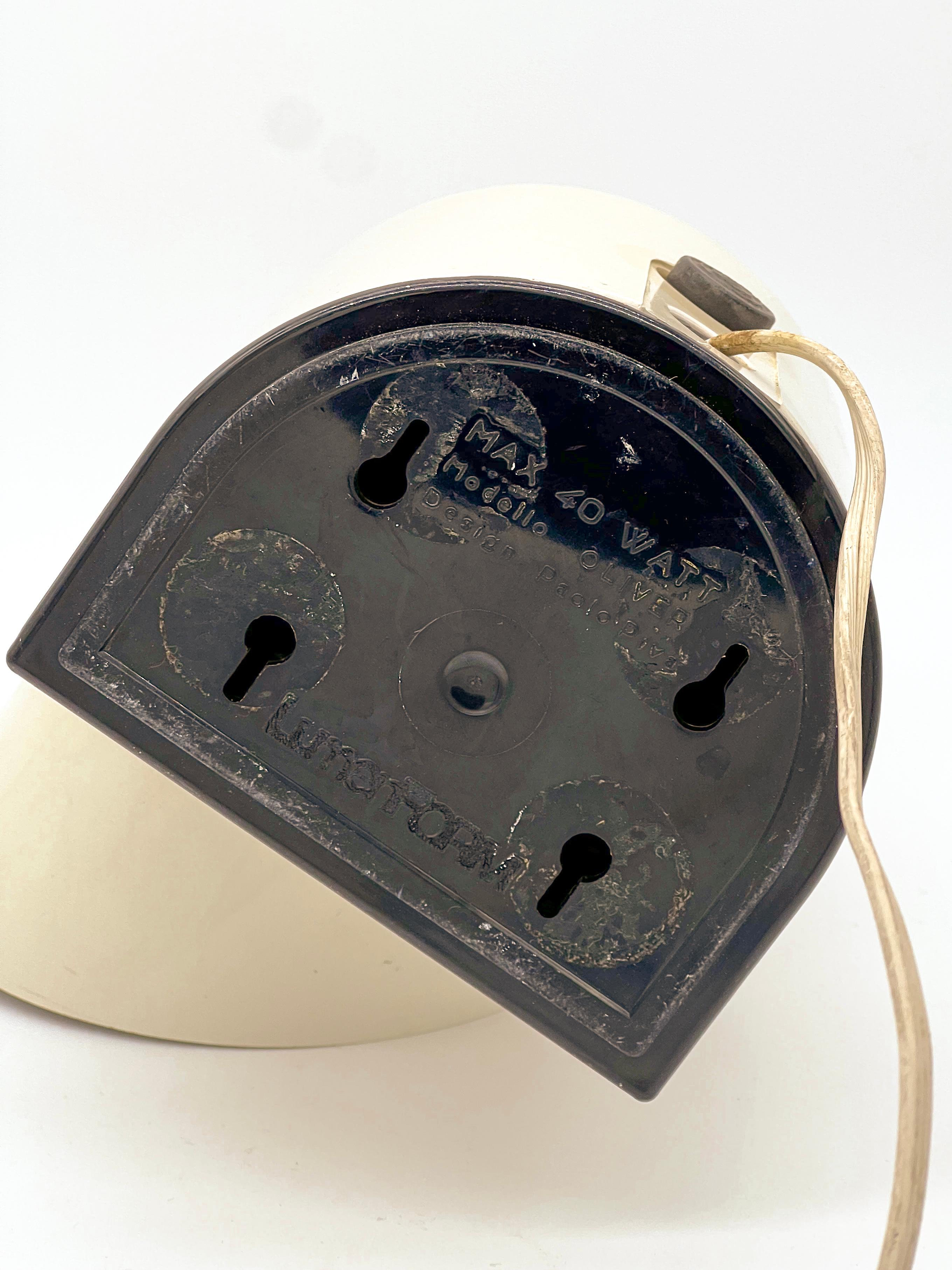 Fin du 20e siècle Lampe de bureau blanche vintage «liver » de l'ère spatiale italienne par Paolo Piva pour Lumenform en vente