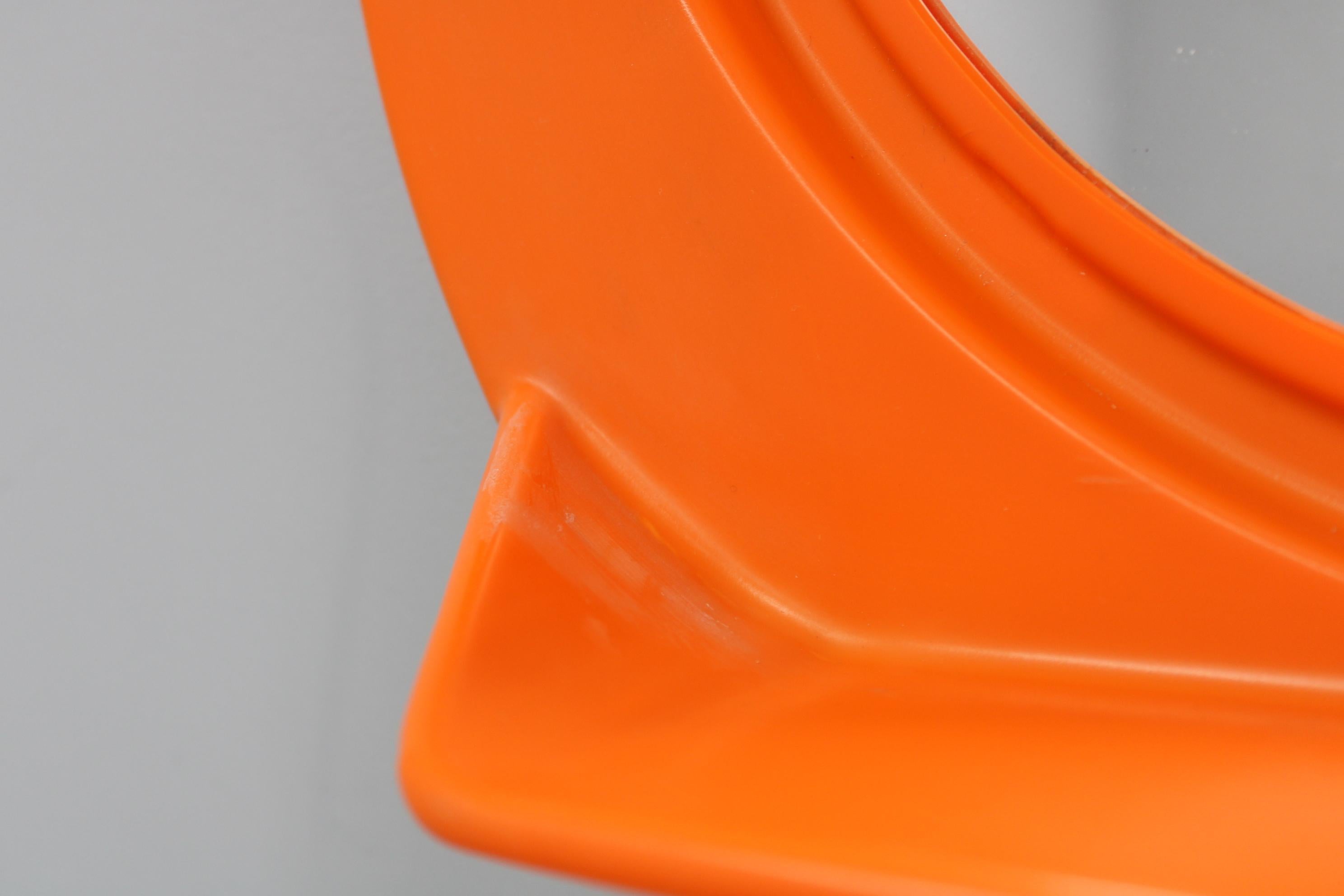 Miroir rond en plastique avec étagère, Vintage A Space AGE, 1970 en vente 2