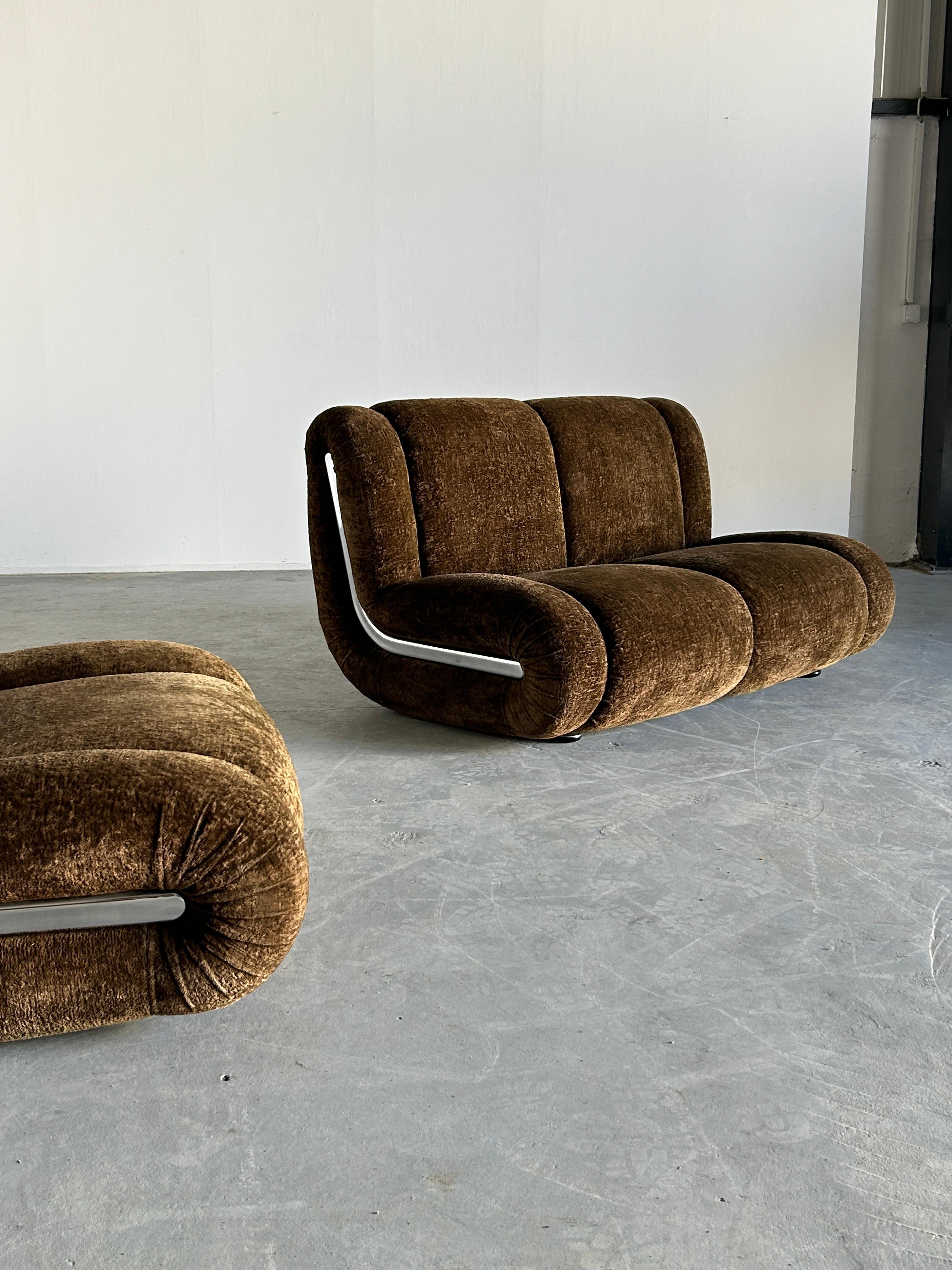 Vintage Italian Space Age Sculptural Cloud Modular Sofa Set in Brown Velvet In Good Condition For Sale In Zagreb, HR