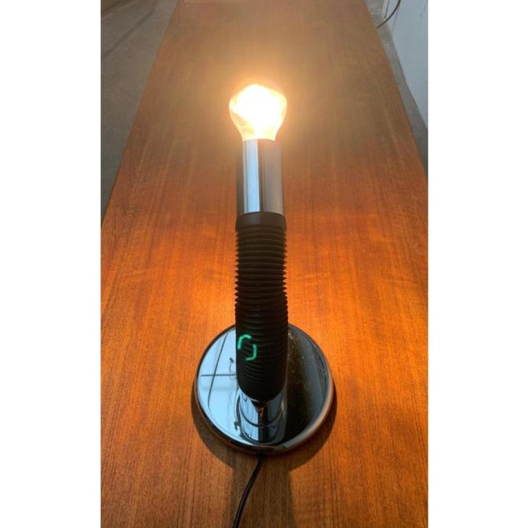Lampe de table italienne de l'ère spatiale par Bellini pour Targetti, 1970 en vente 6
