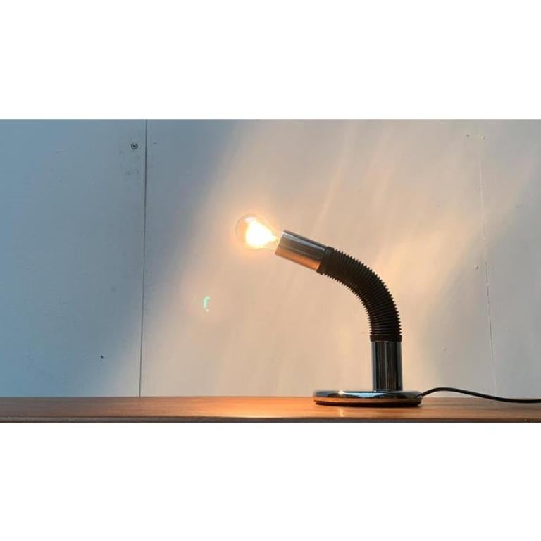 Lampe de table italienne de l'ère spatiale par Bellini pour Targetti, 1970 en vente 1