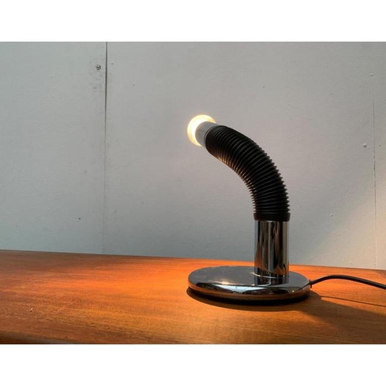 Lampe de table italienne de l'ère spatiale par Bellini pour Targetti, 1970 en vente 4