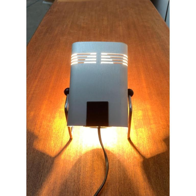 Lampe de table italienne vintage de l'ère spatiale de Targetti en vente 4