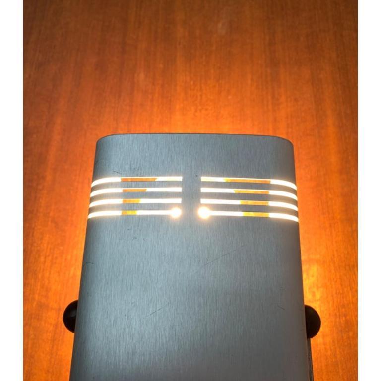 Lampe de table italienne vintage de l'ère spatiale de Targetti en vente 3