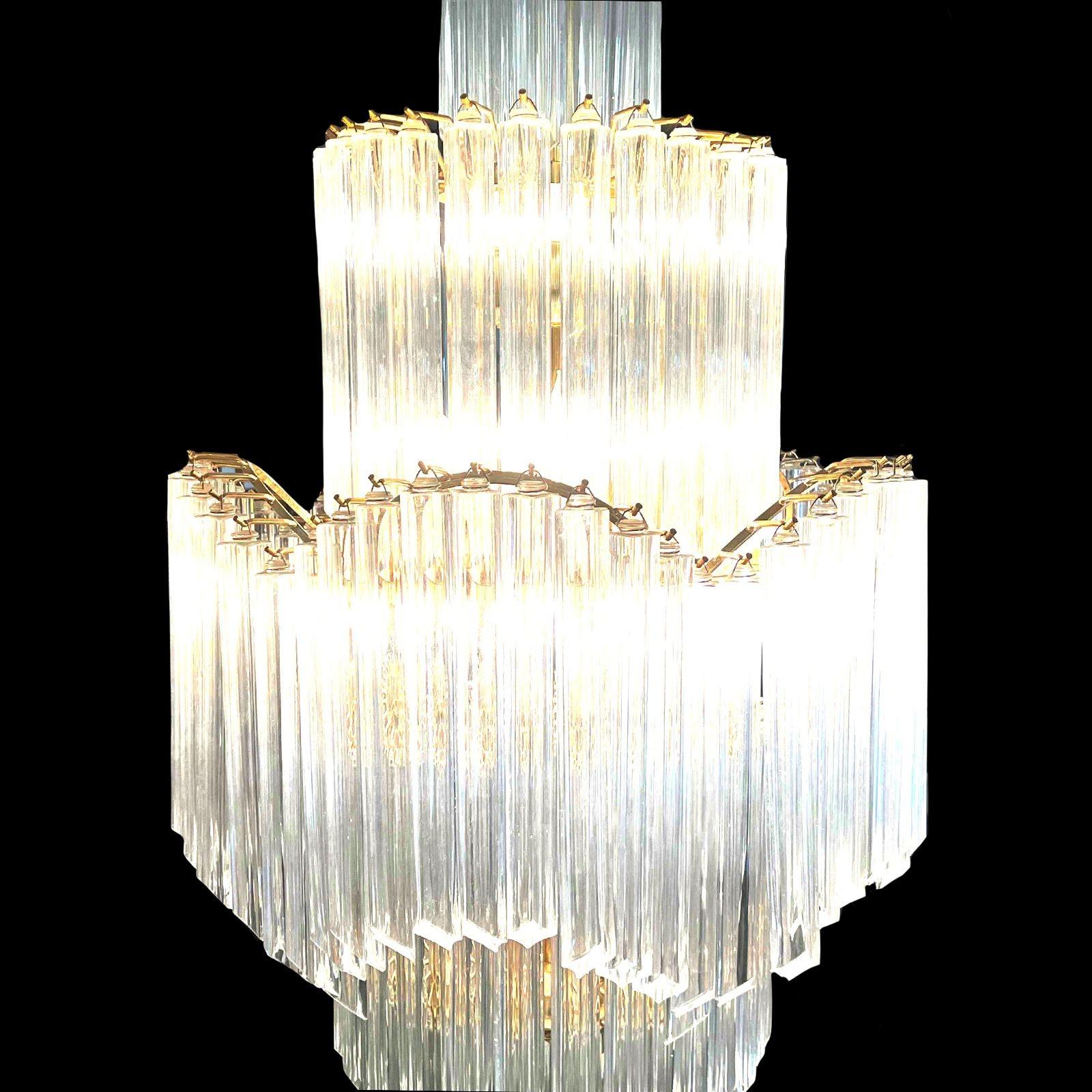 Mid-20th Century Vintage Italian Spiral Murano Glass Chandelier in the Style of Venini For Sale