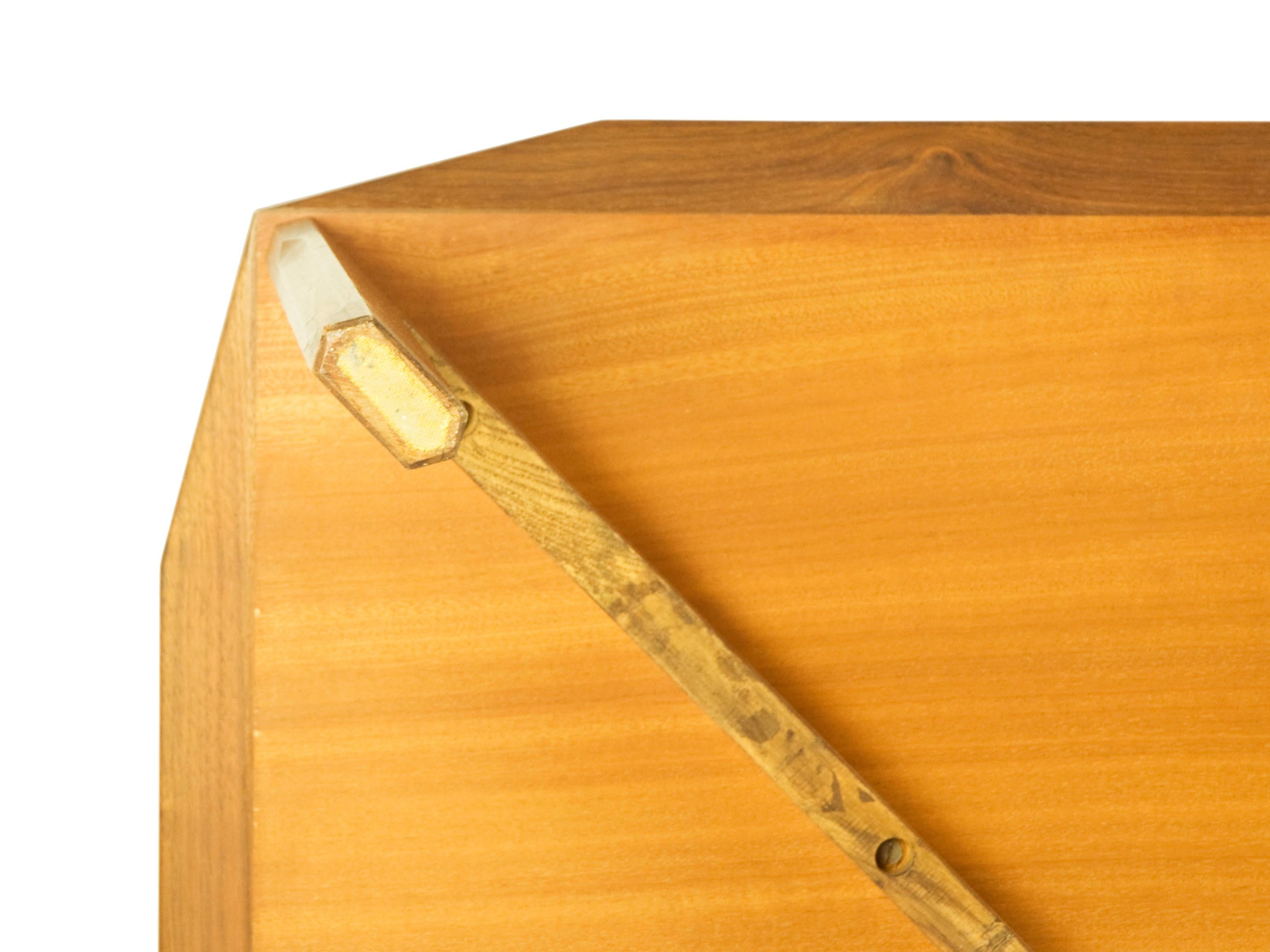 Tavolino quadrato italiano vintage in teak degli anni '60 in vendita 1