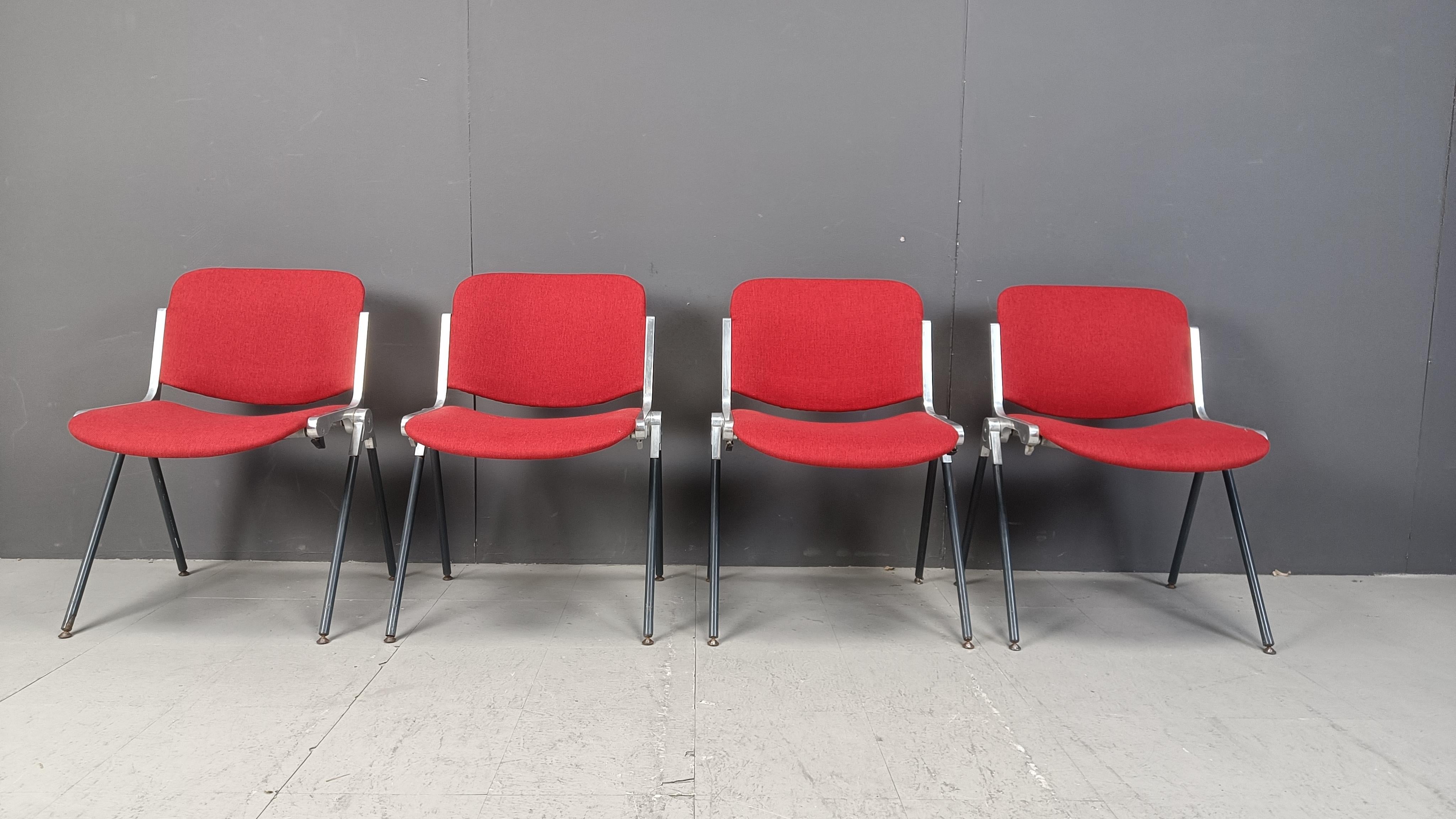 Italian Vintage italian stackable dining chairs, 1970s