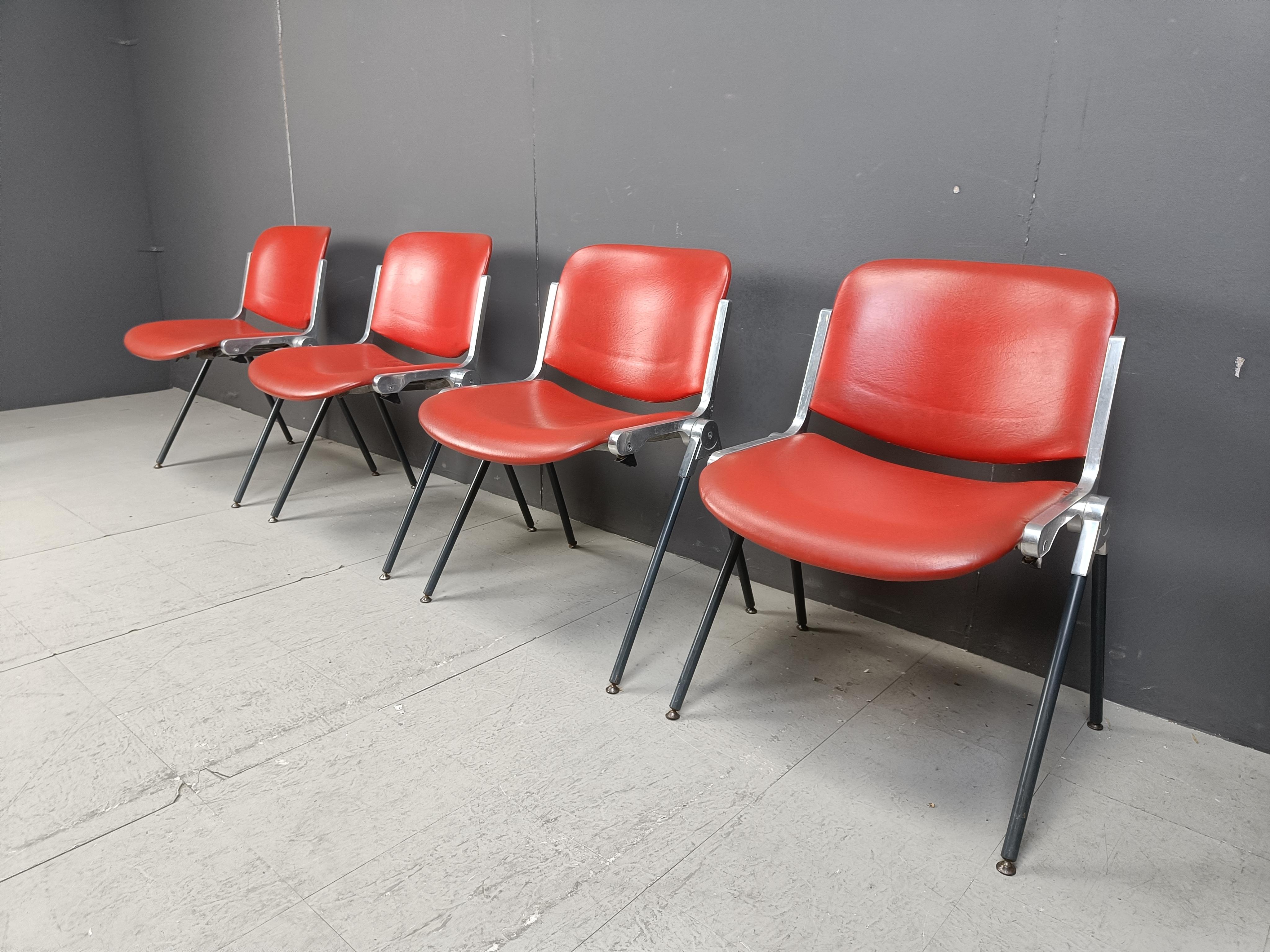 Metal Vintage italian stackable dining chairs, 1970s For Sale