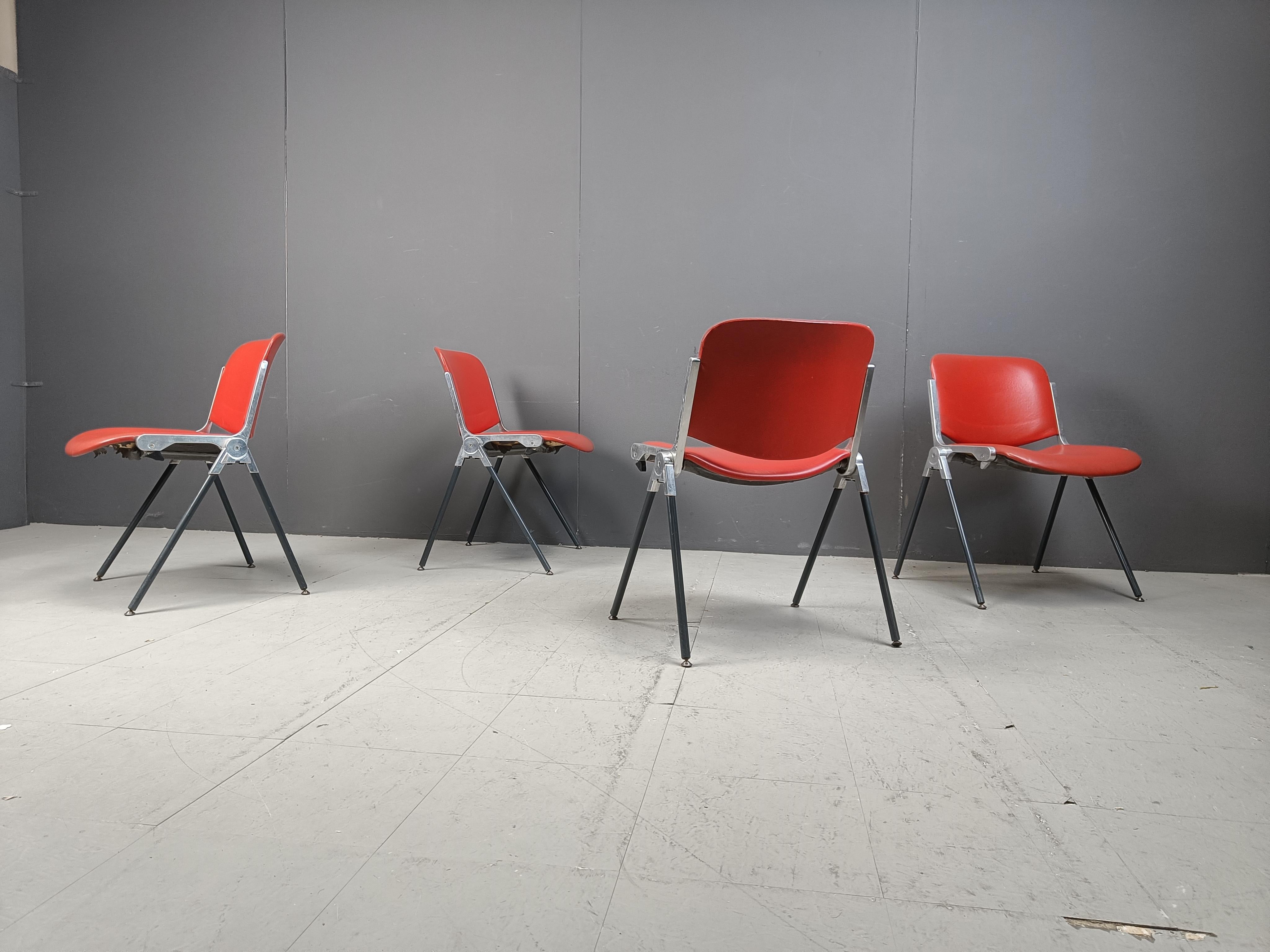 Vintage italian stackable dining chairs, 1970s For Sale 2