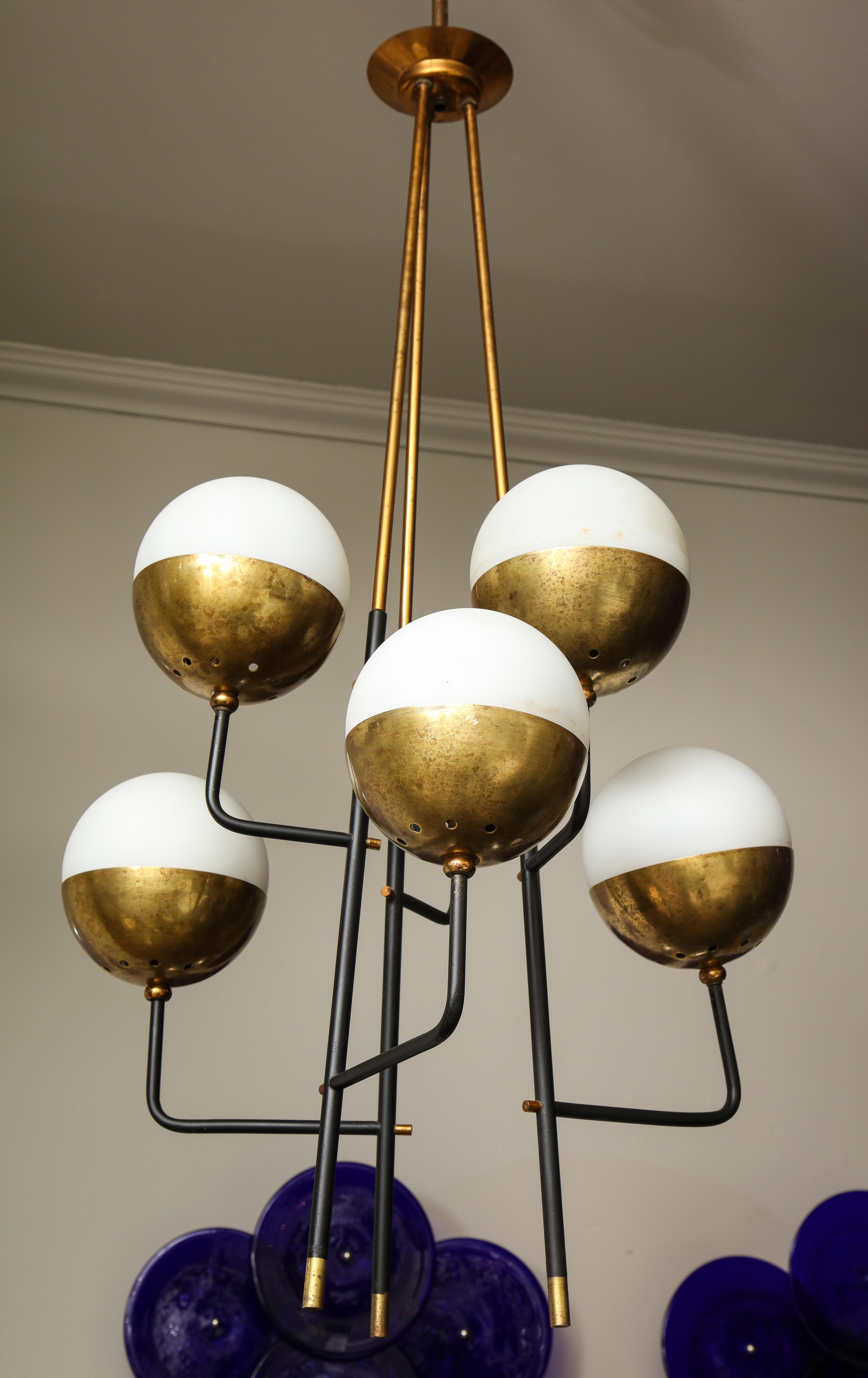 Mid-20th Century Vintage Stilnovo Brass Chandelier with 6 Opaline Globes