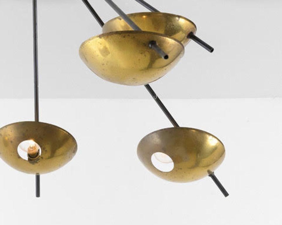 Lustre italien Stilnovo modèle 1036 Bon état - En vente à Los Angeles, CA