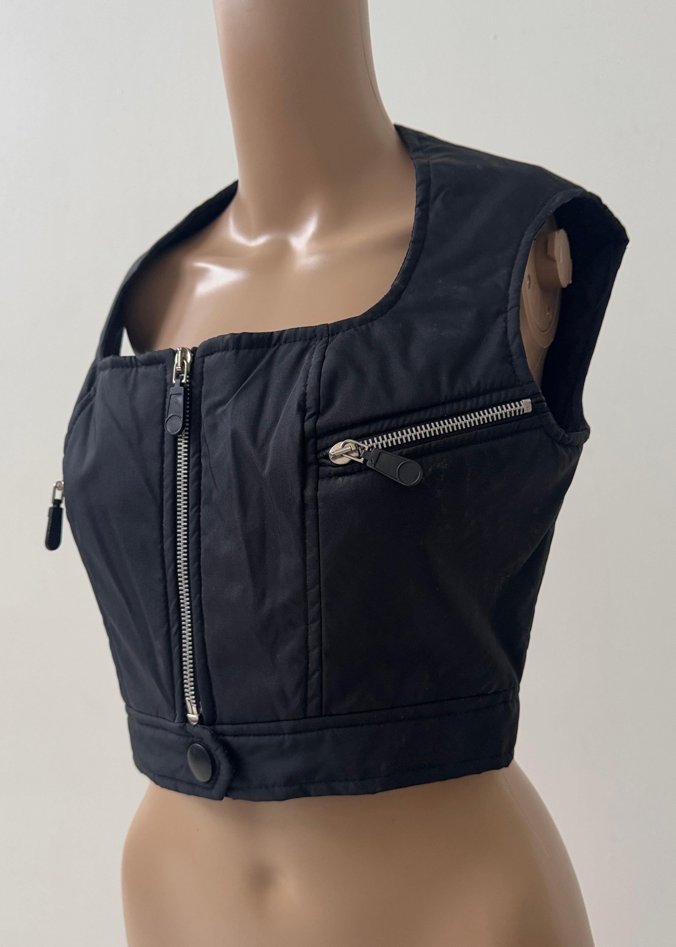 Black Vintage Italian Structured Biker-Inspired Crop Top en vente