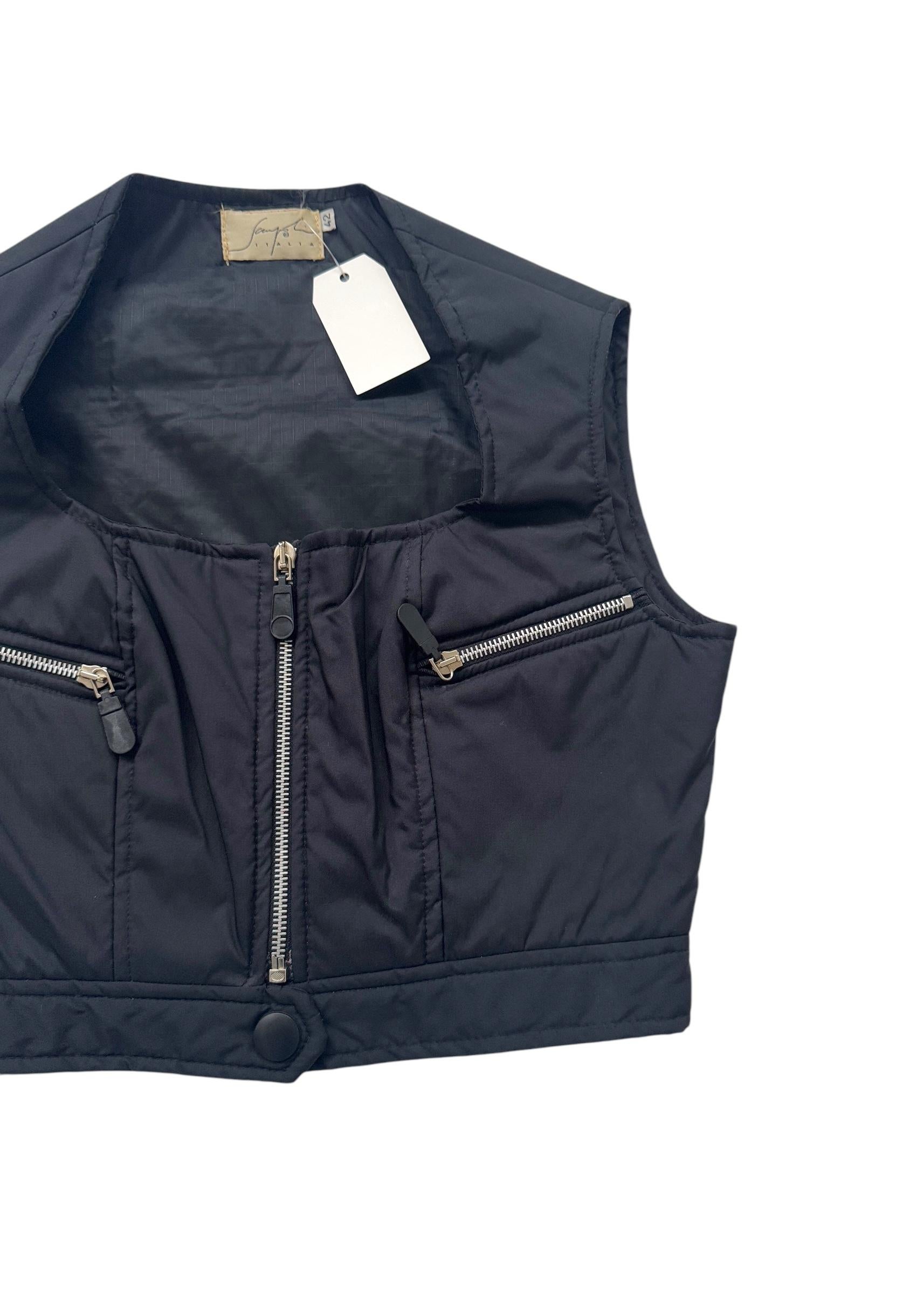 Vintage Italian Structured Biker-Inspired Crop Top en vente 1