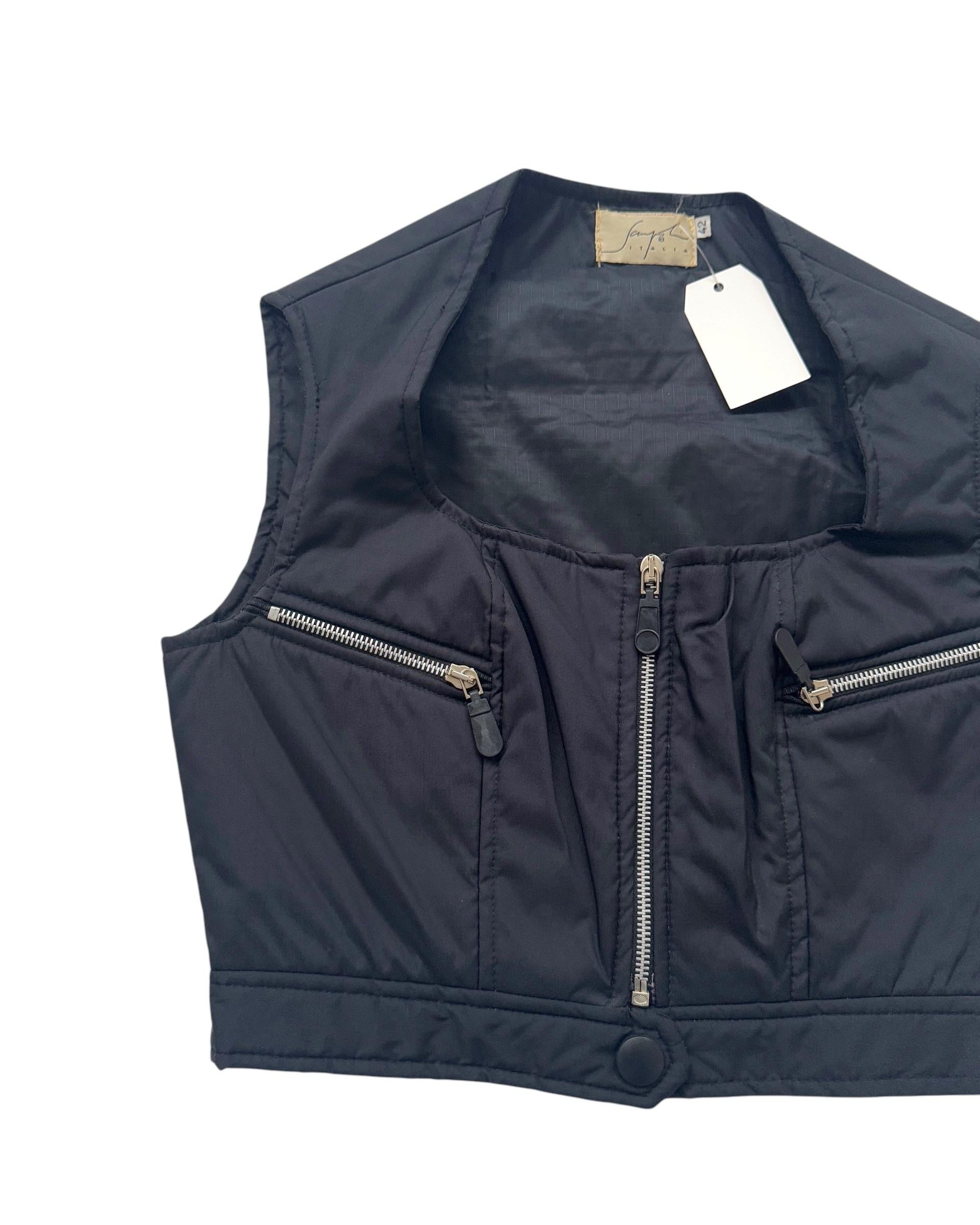 Vintage Italian Structured Biker-Inspired Crop Top en vente 2