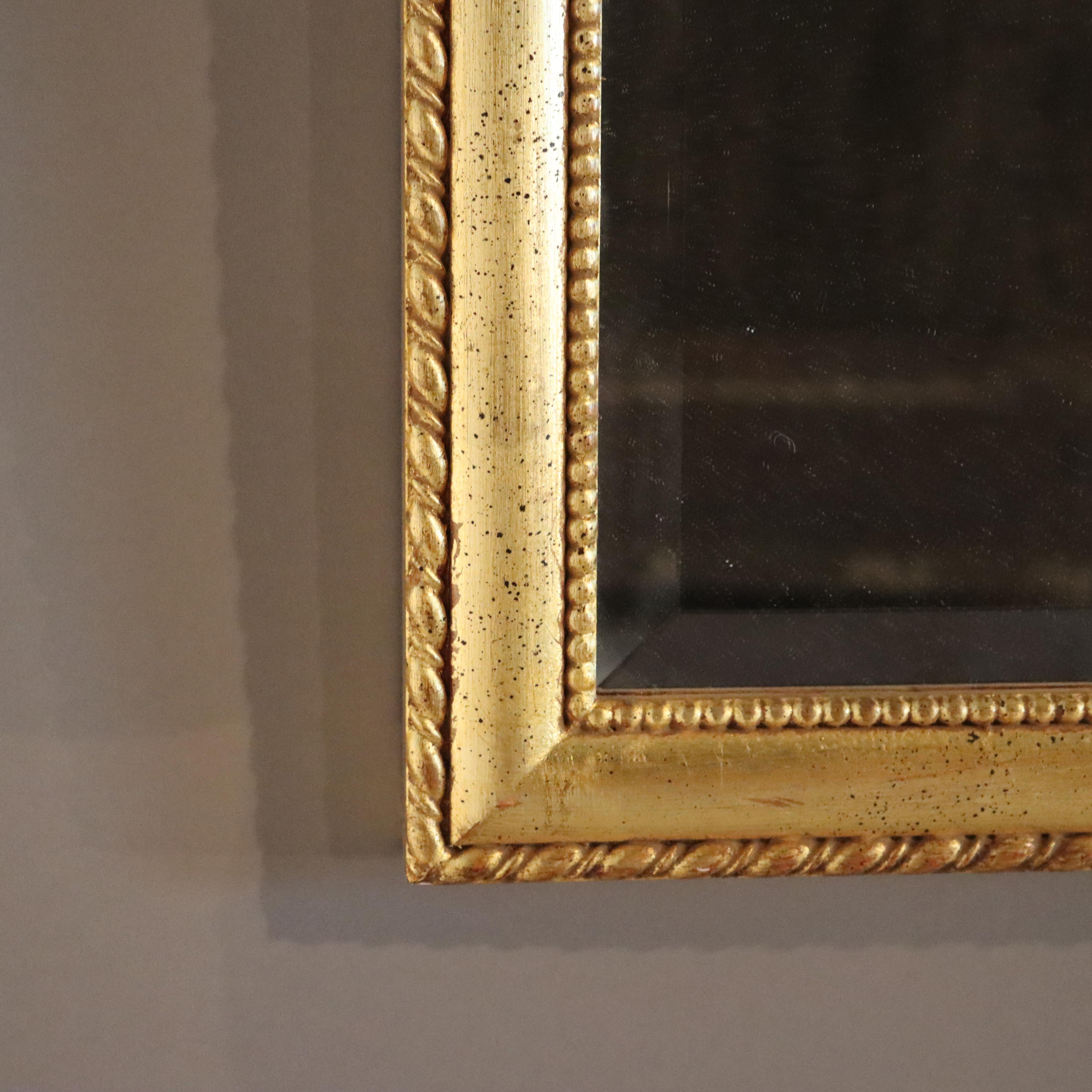 Vintage Italian Style Giltwood Urn & Swag Triptych Wall Mirror C1940 Bon état - En vente à Big Flats, NY
