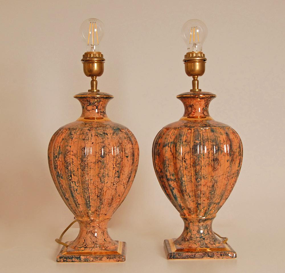 Vintage Italian Lampes de Table Céramique Faux Marbre Rose Bleu Or - Une Paire en vente 3