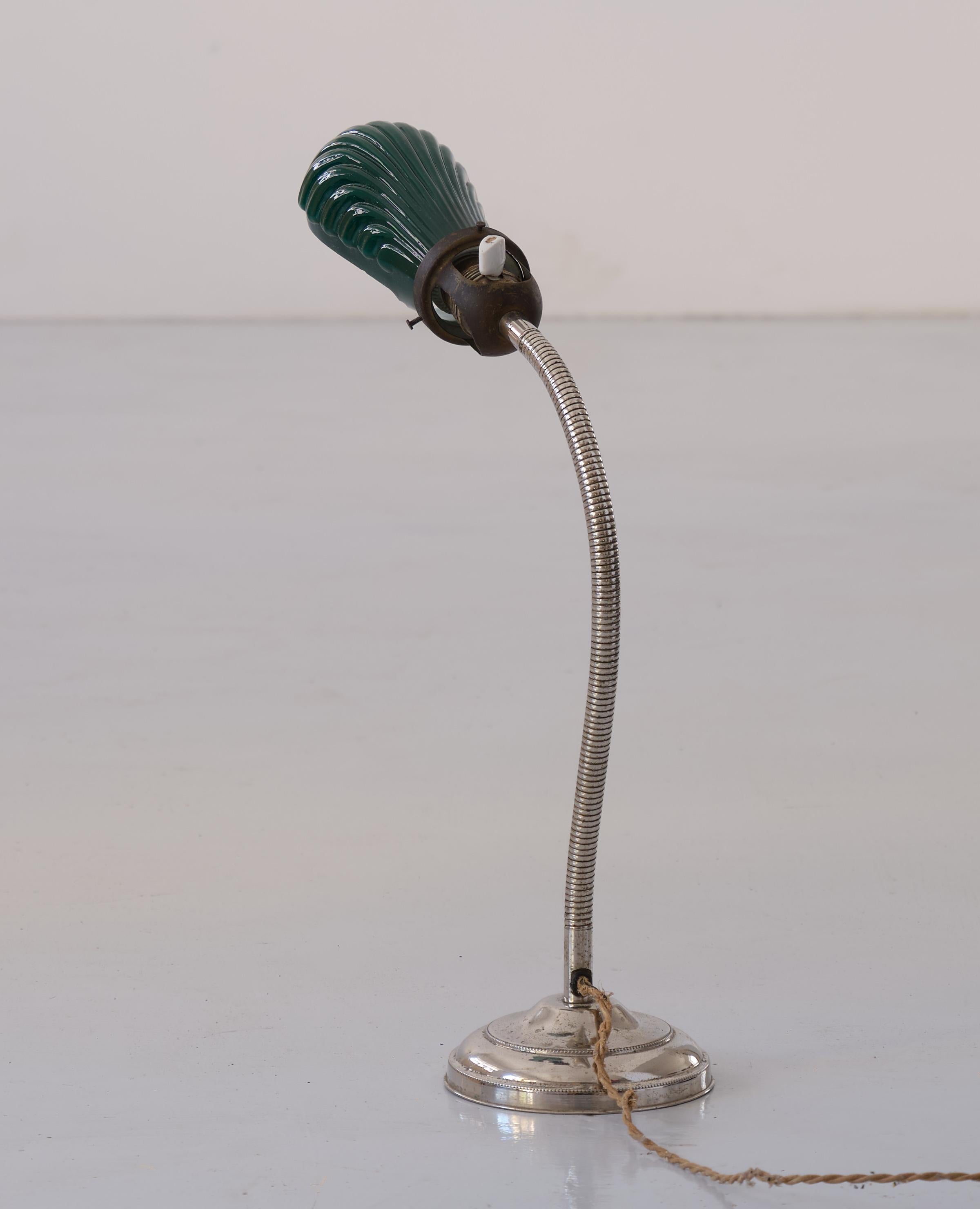 Vintage Italian Table or Desk Lamp in Light Green Glass Shade In Good Condition For Sale In Rome, IT