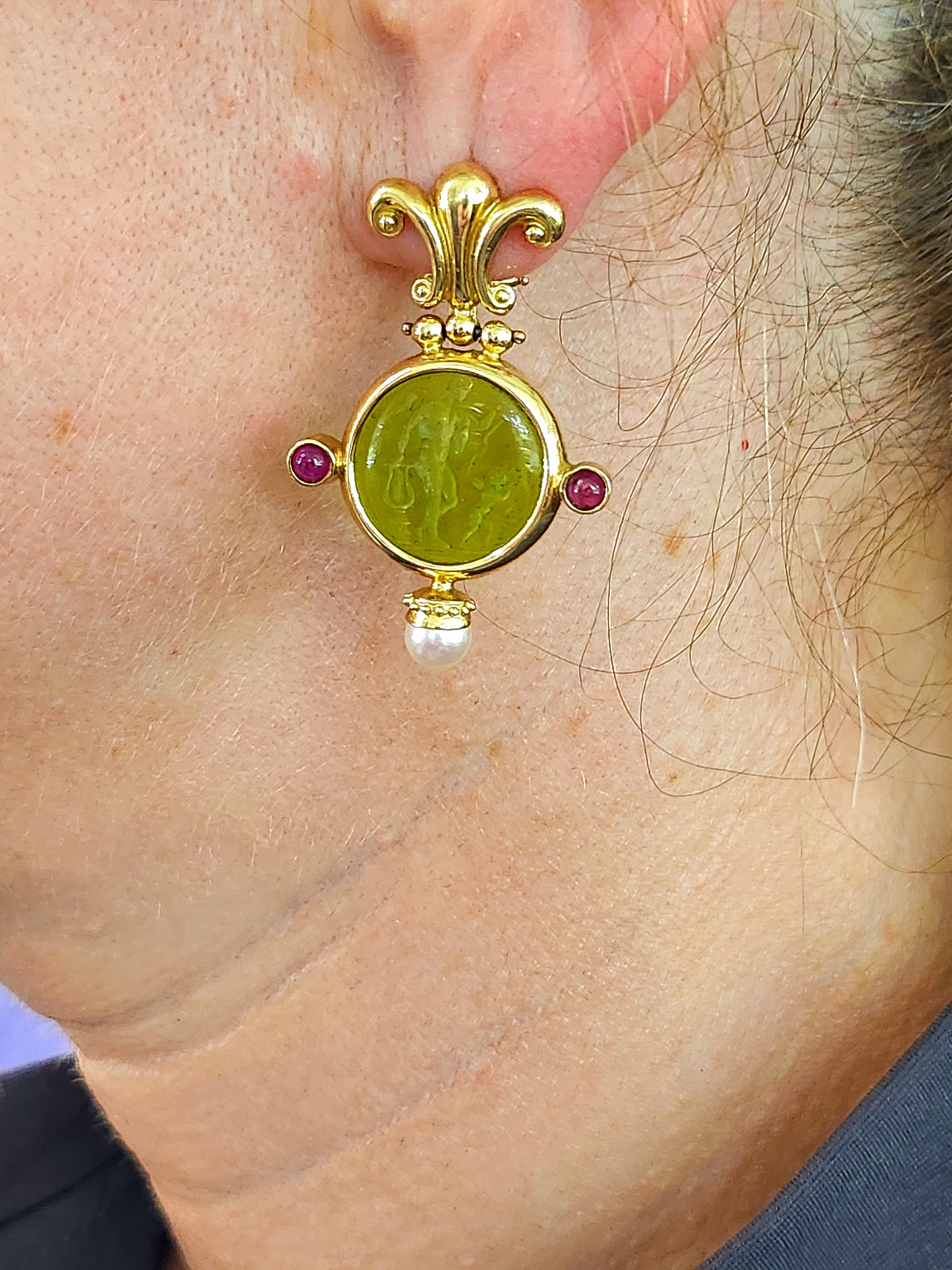 Pendientes de oro con camafeo Tagliamonte italiano vintage en venta 1