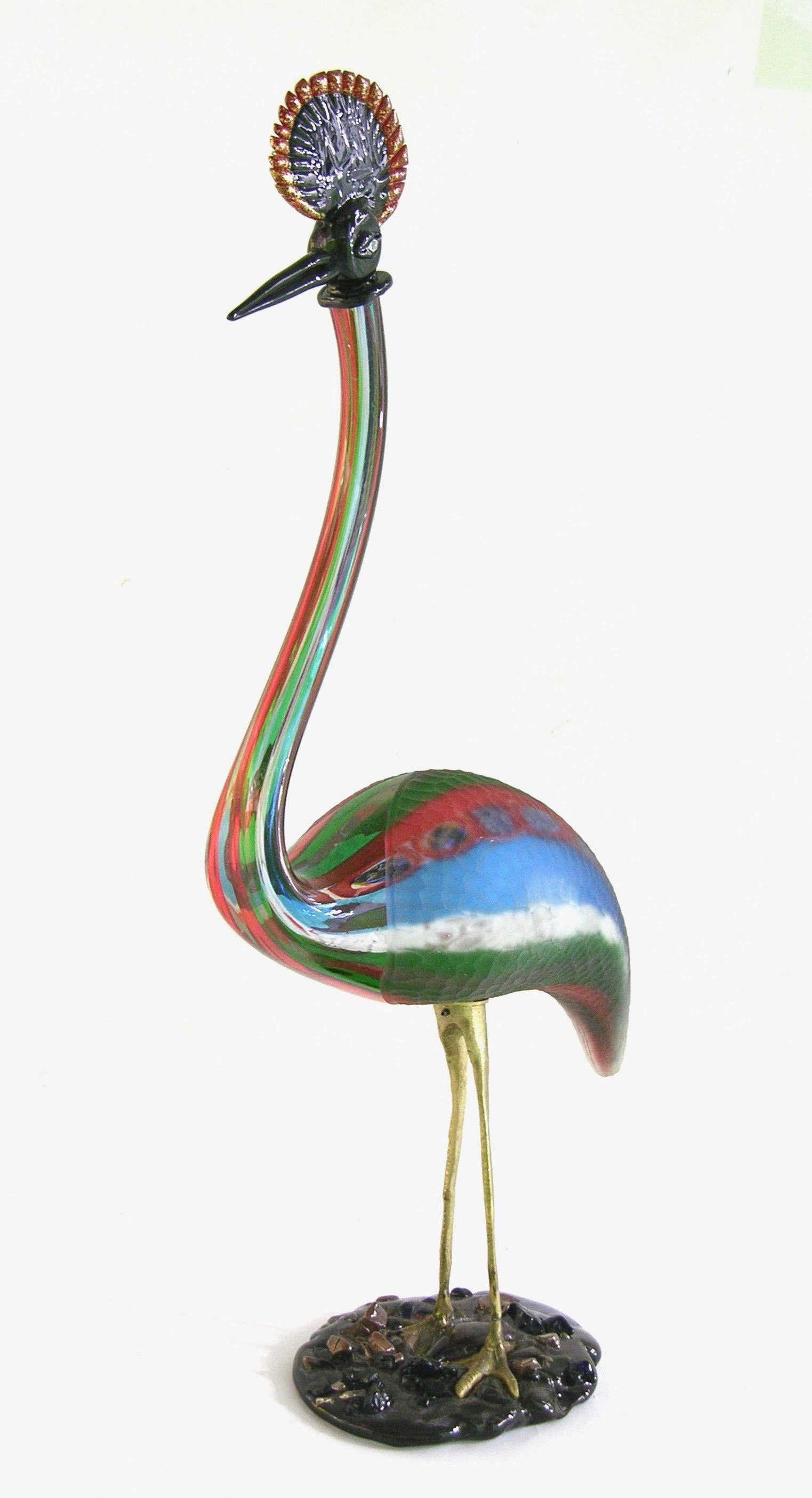Vintage Italian Tall Red Blue Green White Glass Crested Bird Sculpture In Excellent Condition For Sale In New York, NY