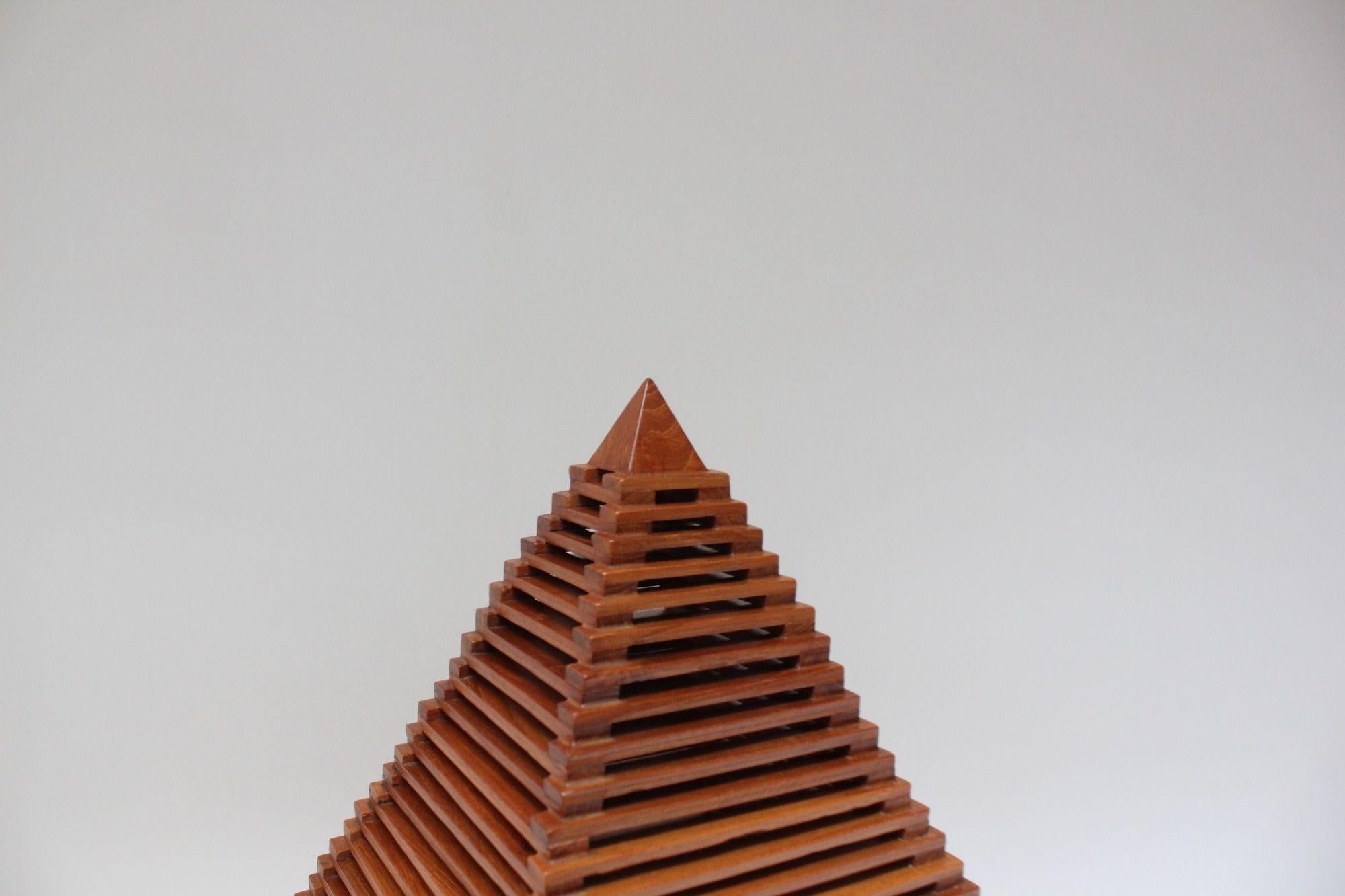 Vintage Italian Teakwood Pyramid Table Lamp 2