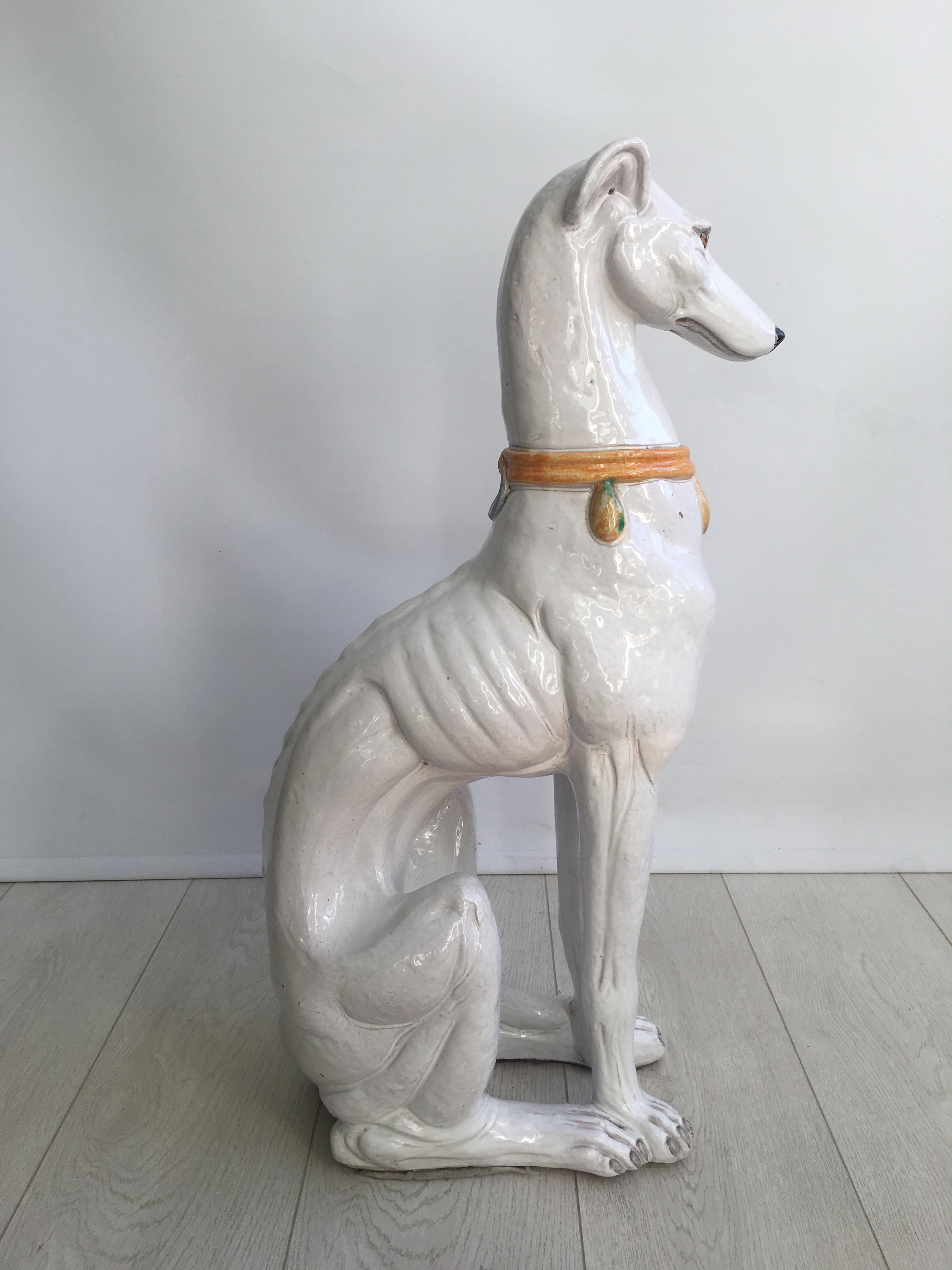 Hollywood Regency Terracotta italiana d'epoca Cane Levriero Whippet
