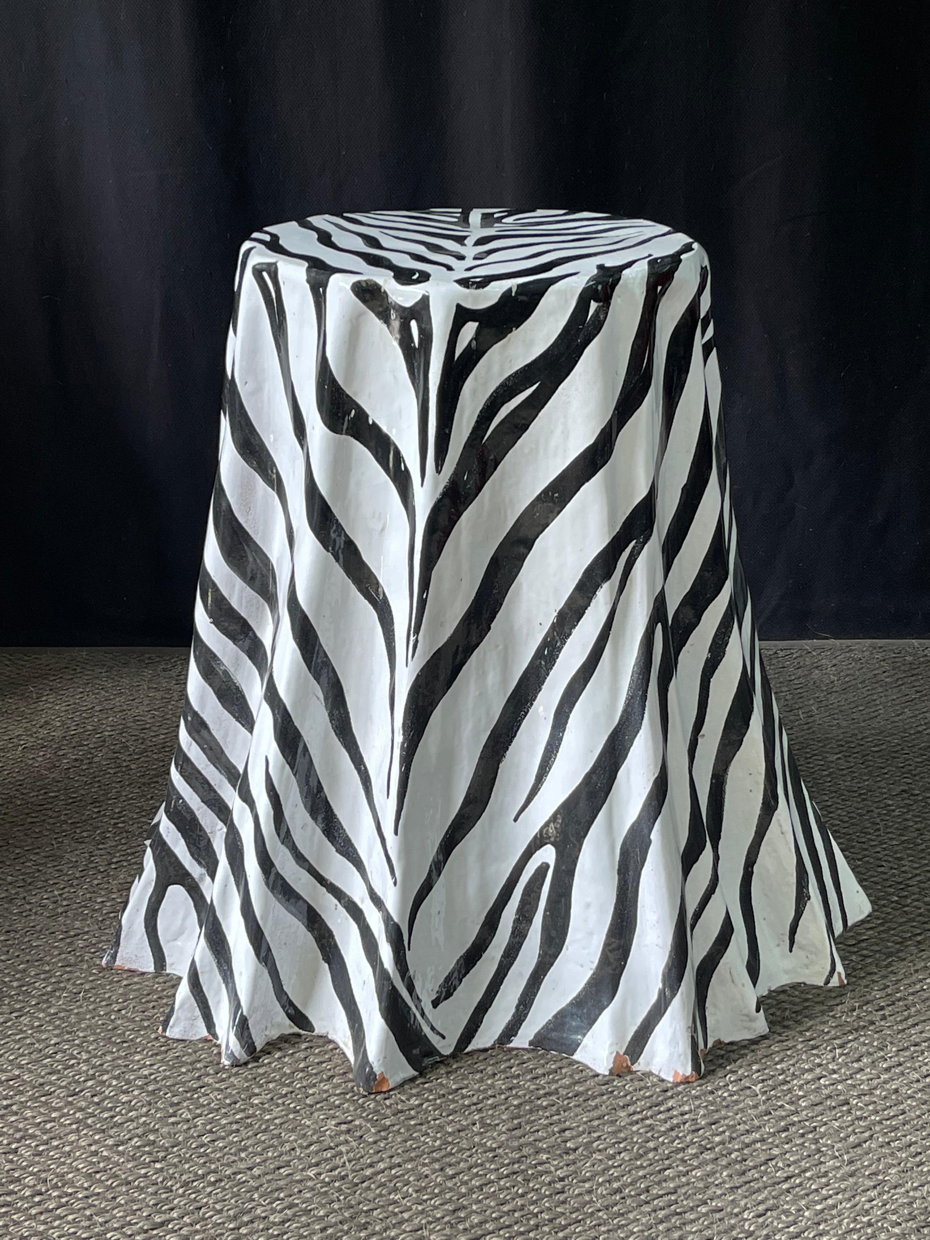 Vintage Italian Terracotta Faux Skirted Table in Zebra Glazed Finish For Sale 3