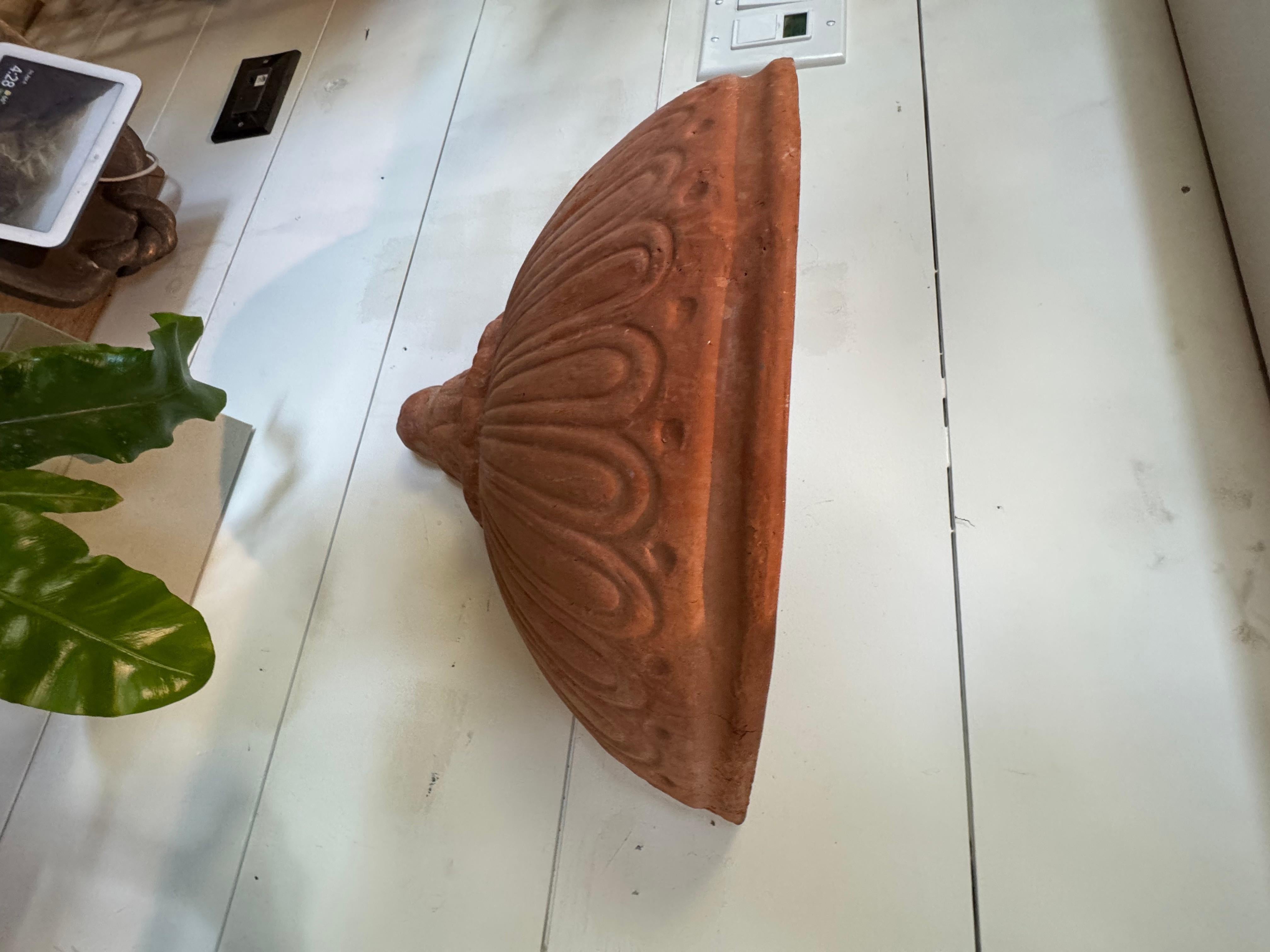 Vintage Italian Terracotta Wall Pocket Planter – Handcrafted Fluted Design In Good Condition For Sale In West Hollywood, CA