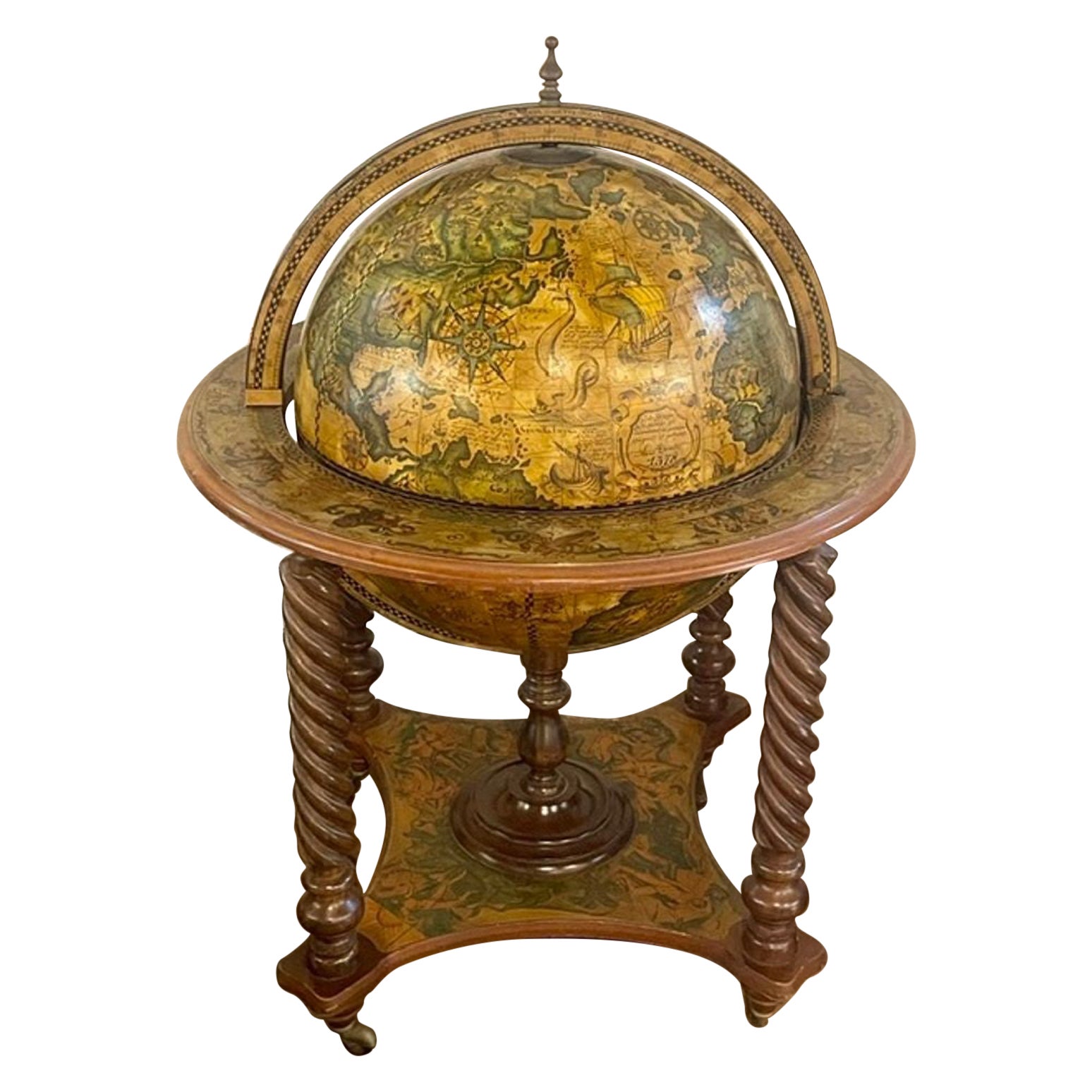 Globo terrestre italiano d'epoca su supporto in vendita