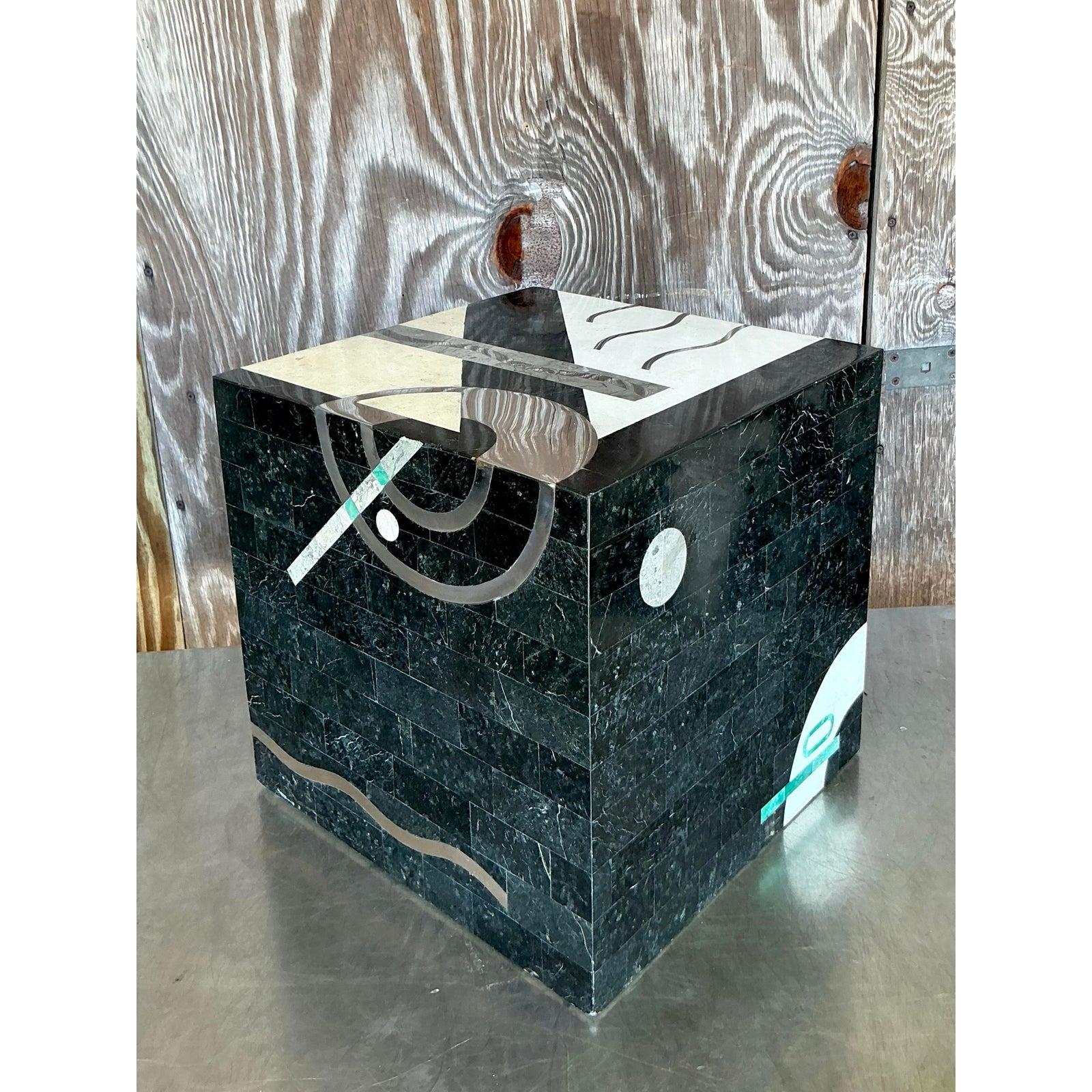 Postmoderne Vintage Italian Tessellated Stone Cube After Oggetti en vente