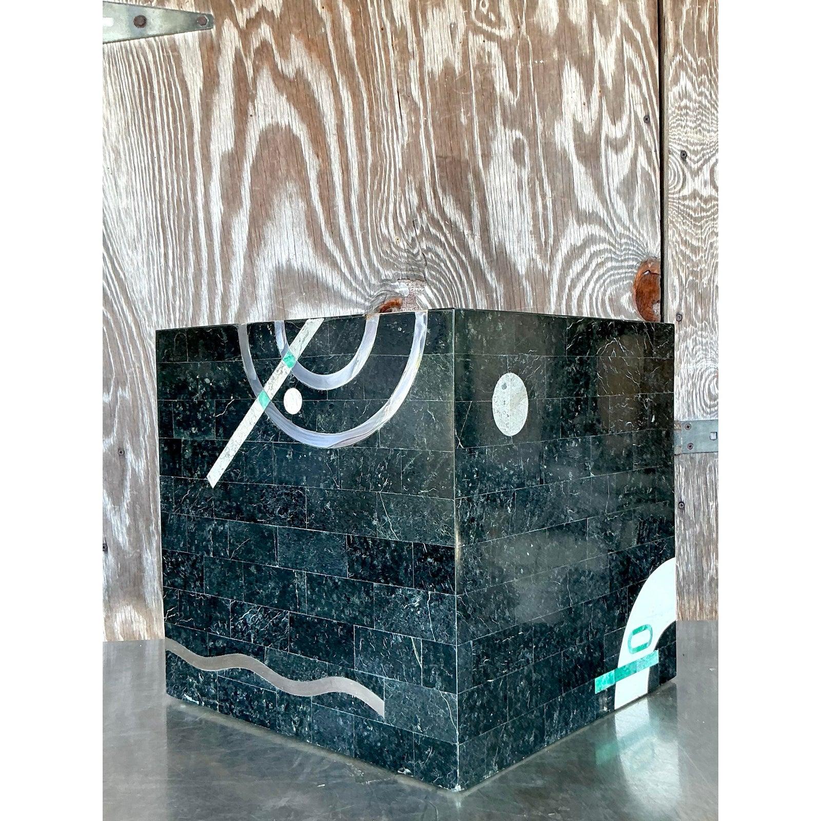italien Vintage Italian Tessellated Stone Cube After Oggetti en vente