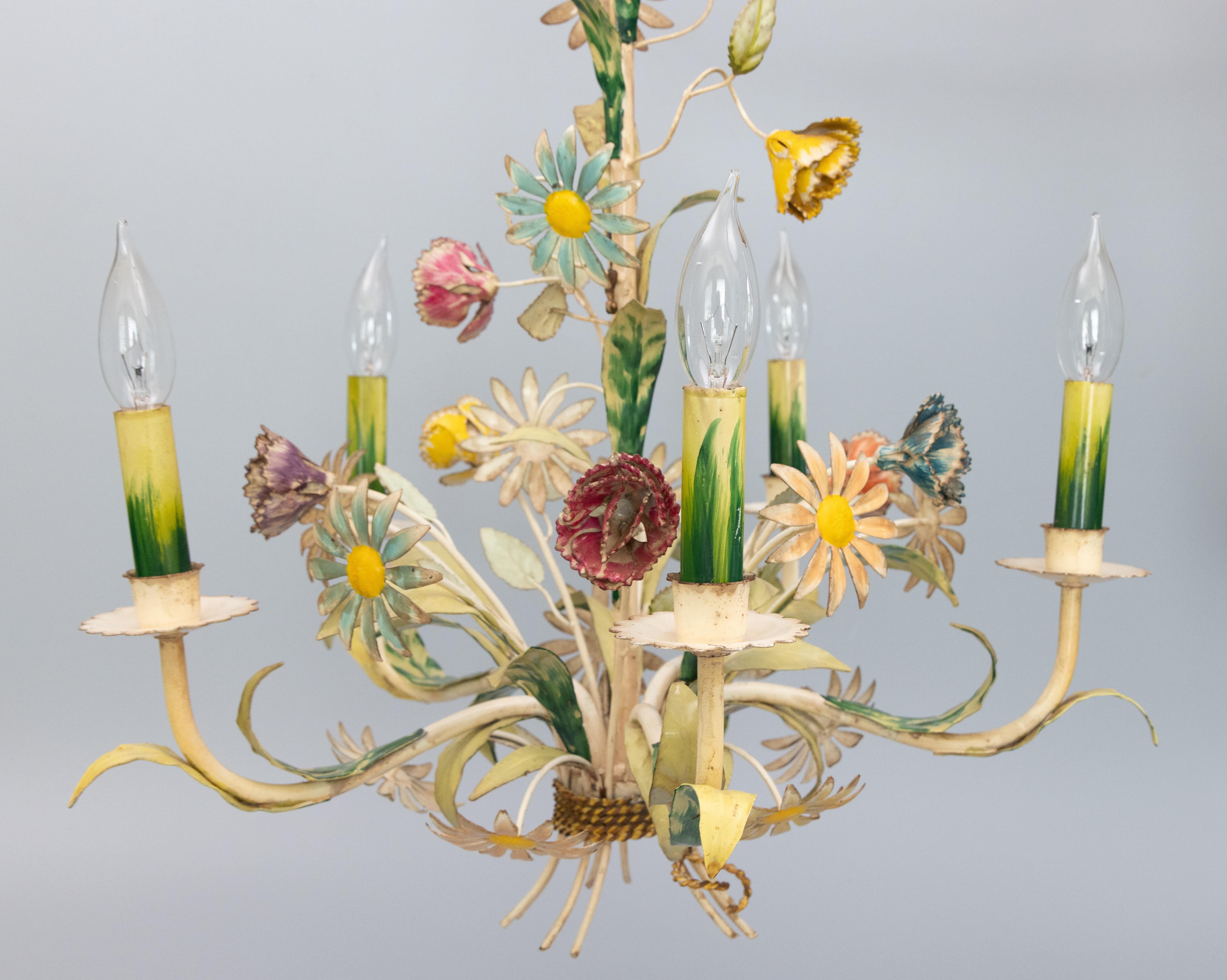Vintage Italian Tole Floral Wildflowers Chandelier, circa 1950 In Good Condition In Pearland, TX