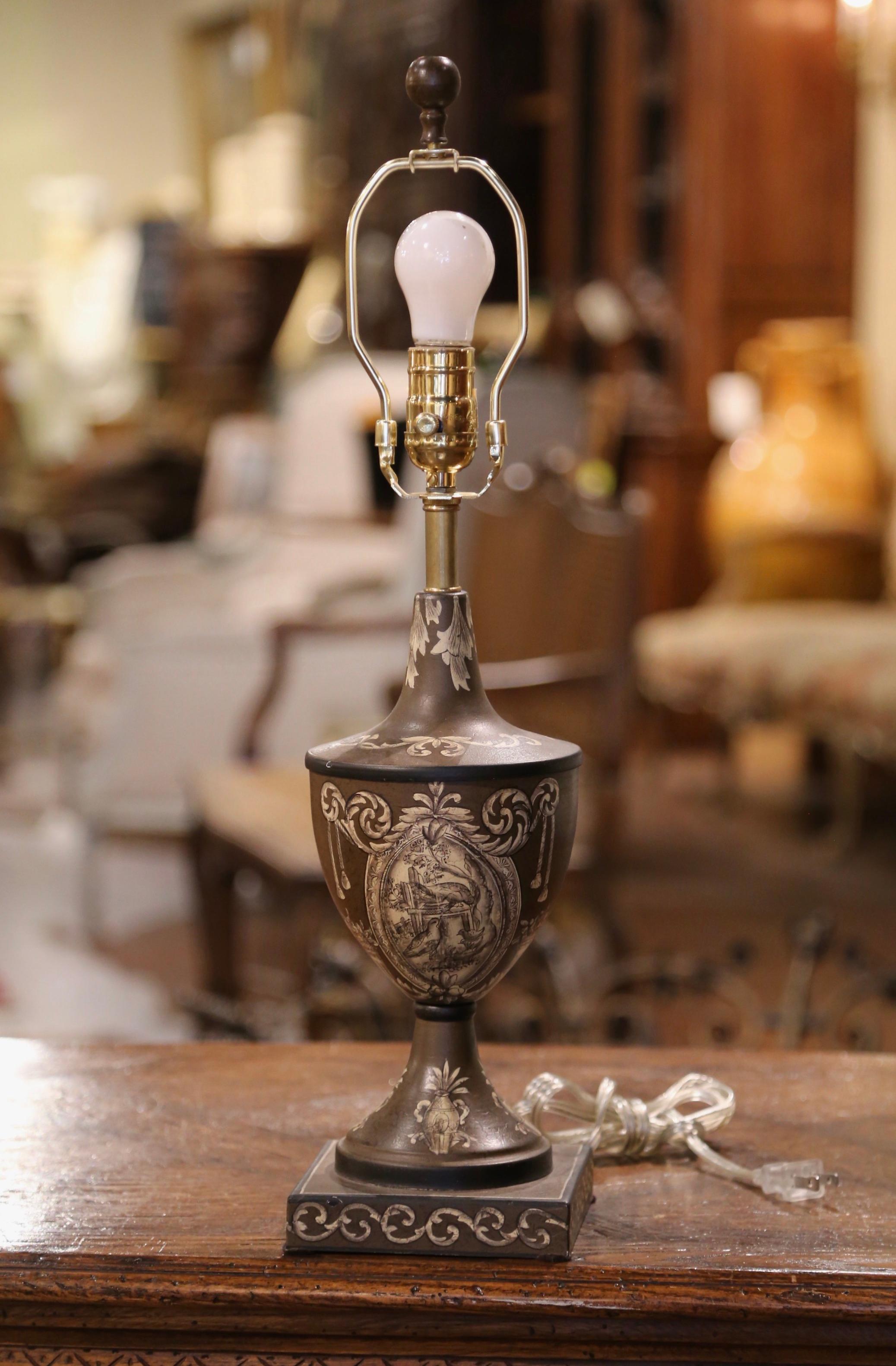 Giltwood Vintage Italian Tole Metal Painted Table Lamp with Farm Scene Decor