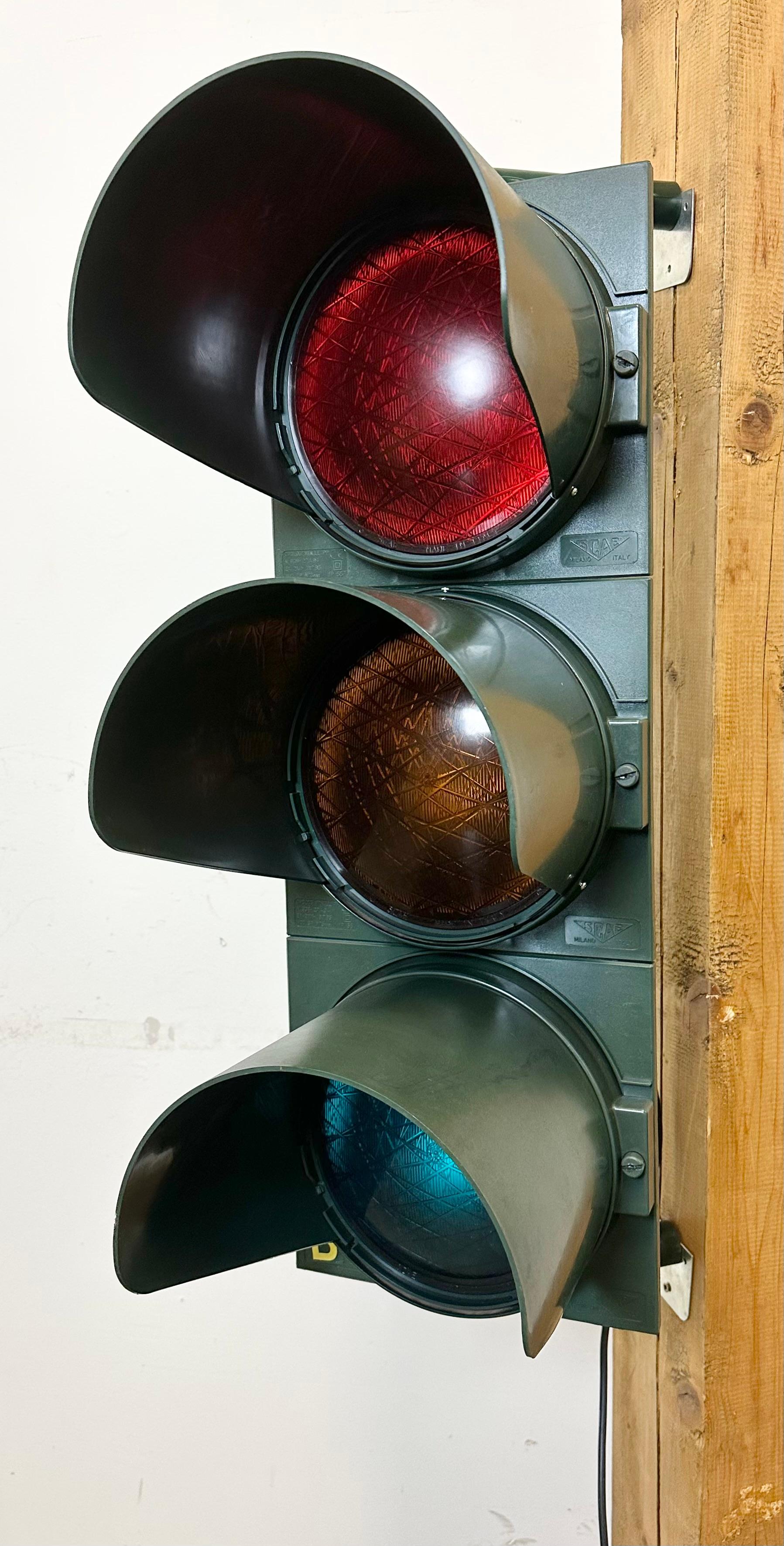 Vintage Italian Traffic Light, 1980s 7