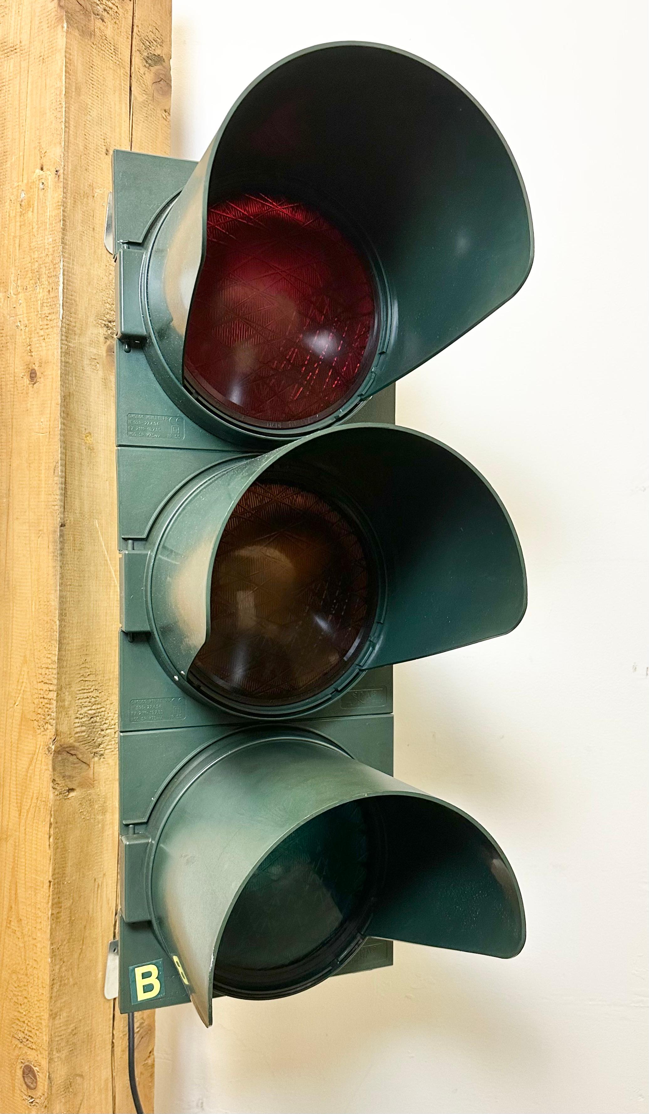 Vintage Italian Traffic Light, 1980s 10