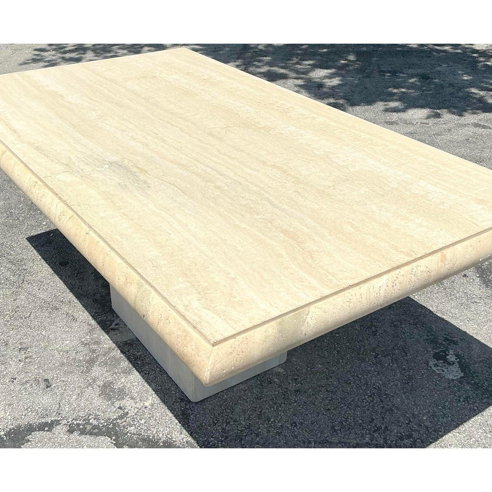 Table de salle à manger italienne vintage en travertin en vente 2
