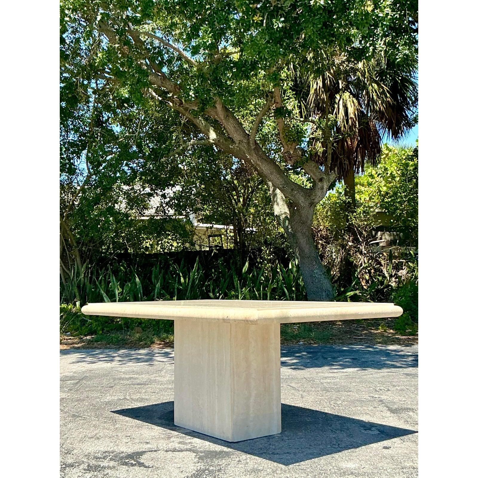 Table de salle à manger italienne vintage en travertin en vente 3