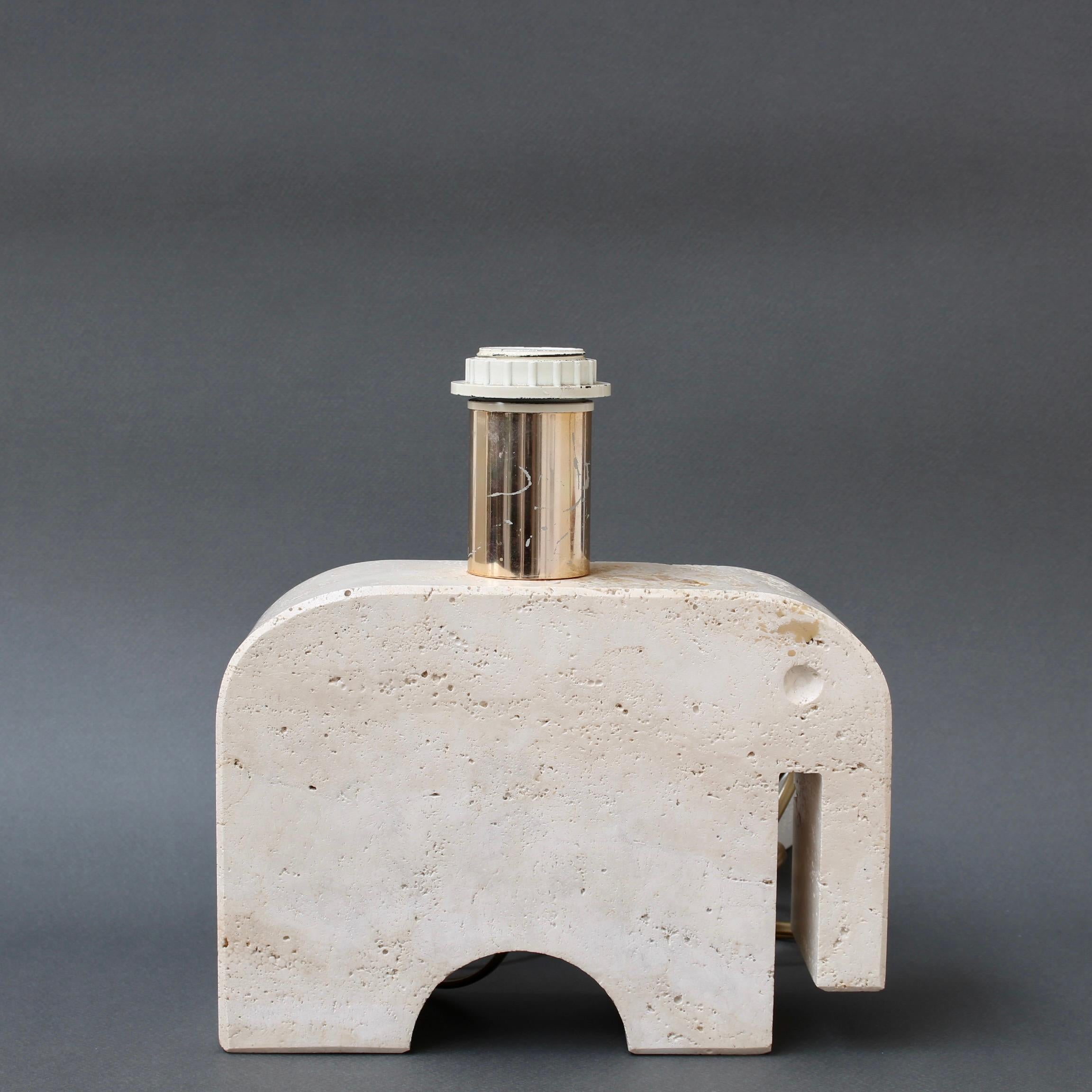 Vintage Italian Travertine Elephant Table Lamp by Mannelli Bros 'circa 1970s' In Good Condition For Sale In London, GB