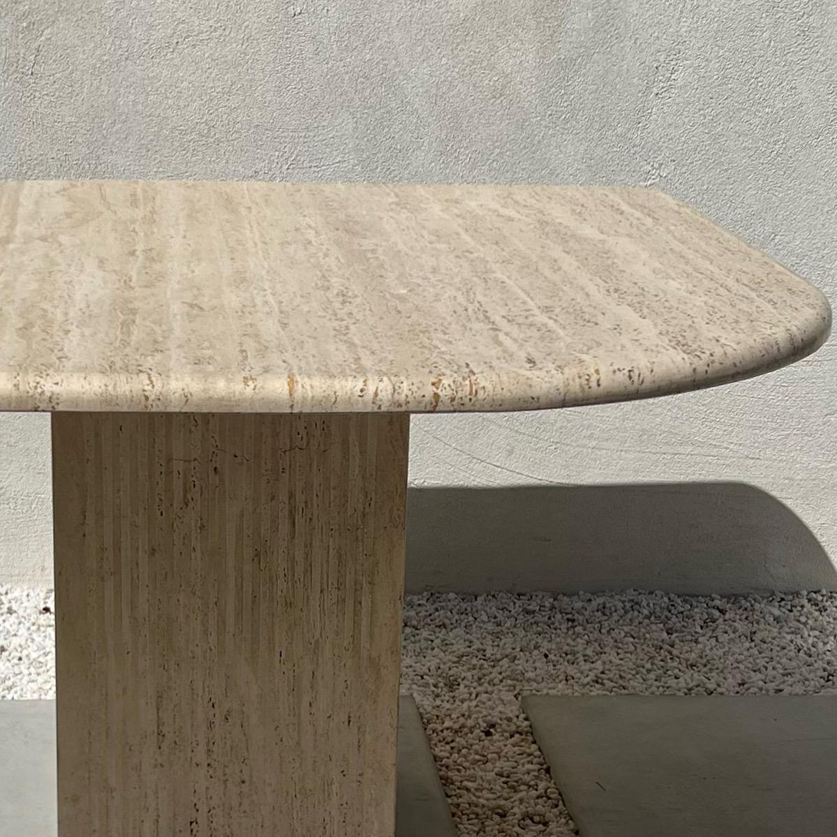 Post-Modern Vintage Italian Travertine Eye-Shaped Teardrop Dining Table, c. 1970