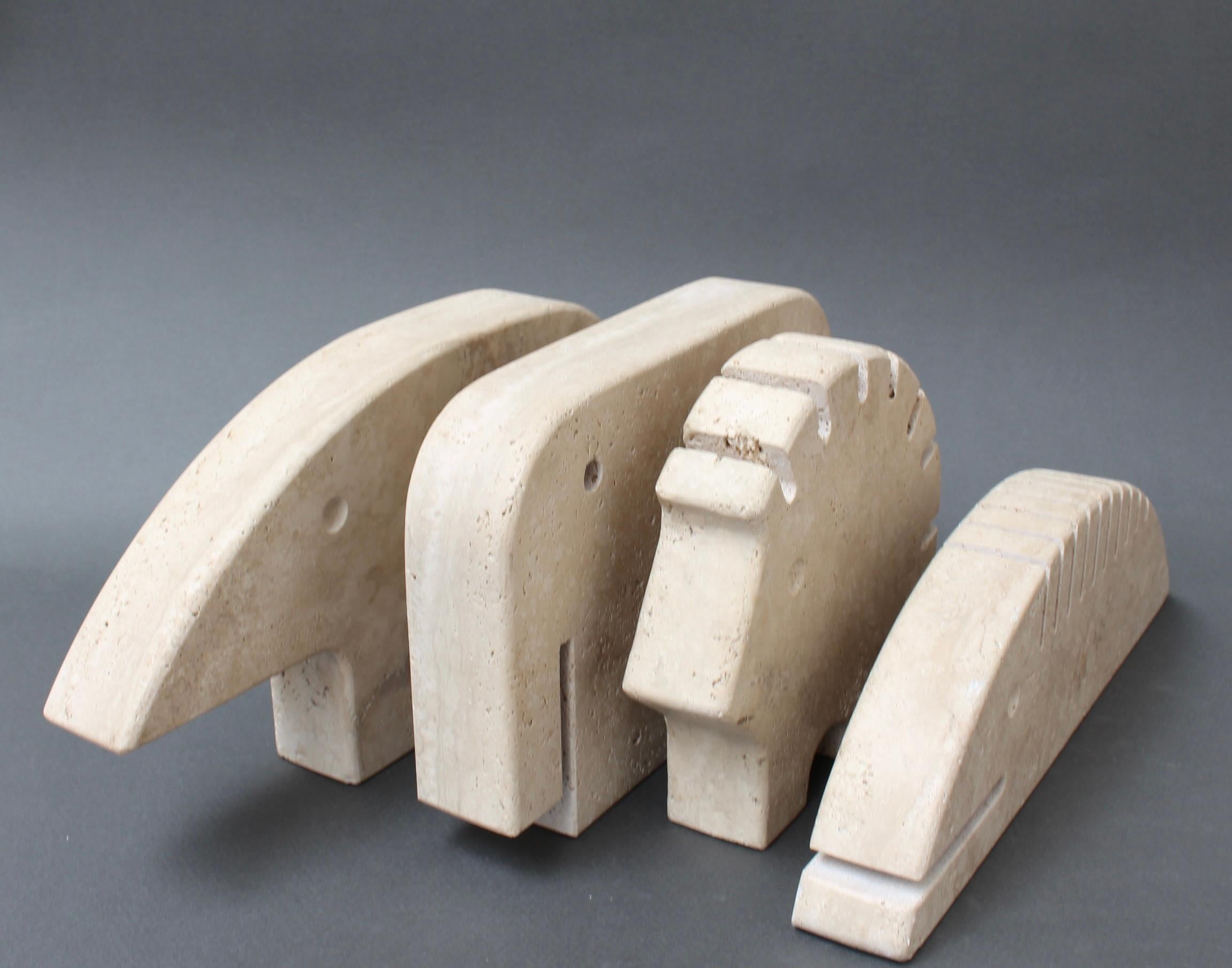 Escultura de mesa vintage italiana de travertino y puercoespín de Mannelli Bros en venta 4
