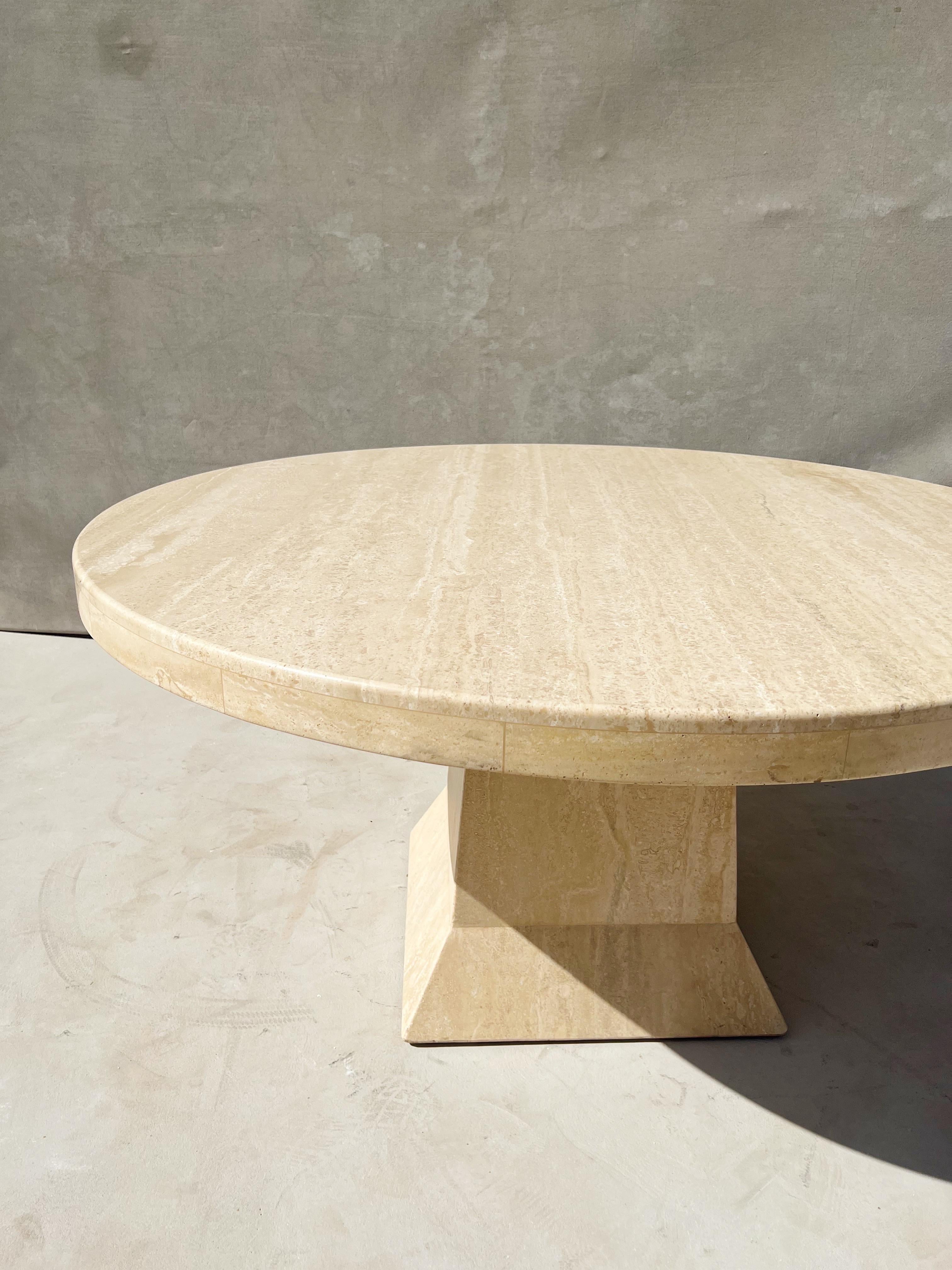 Vintage Italian Travertine Round Dining Table with Sculptural Base For Sale 2