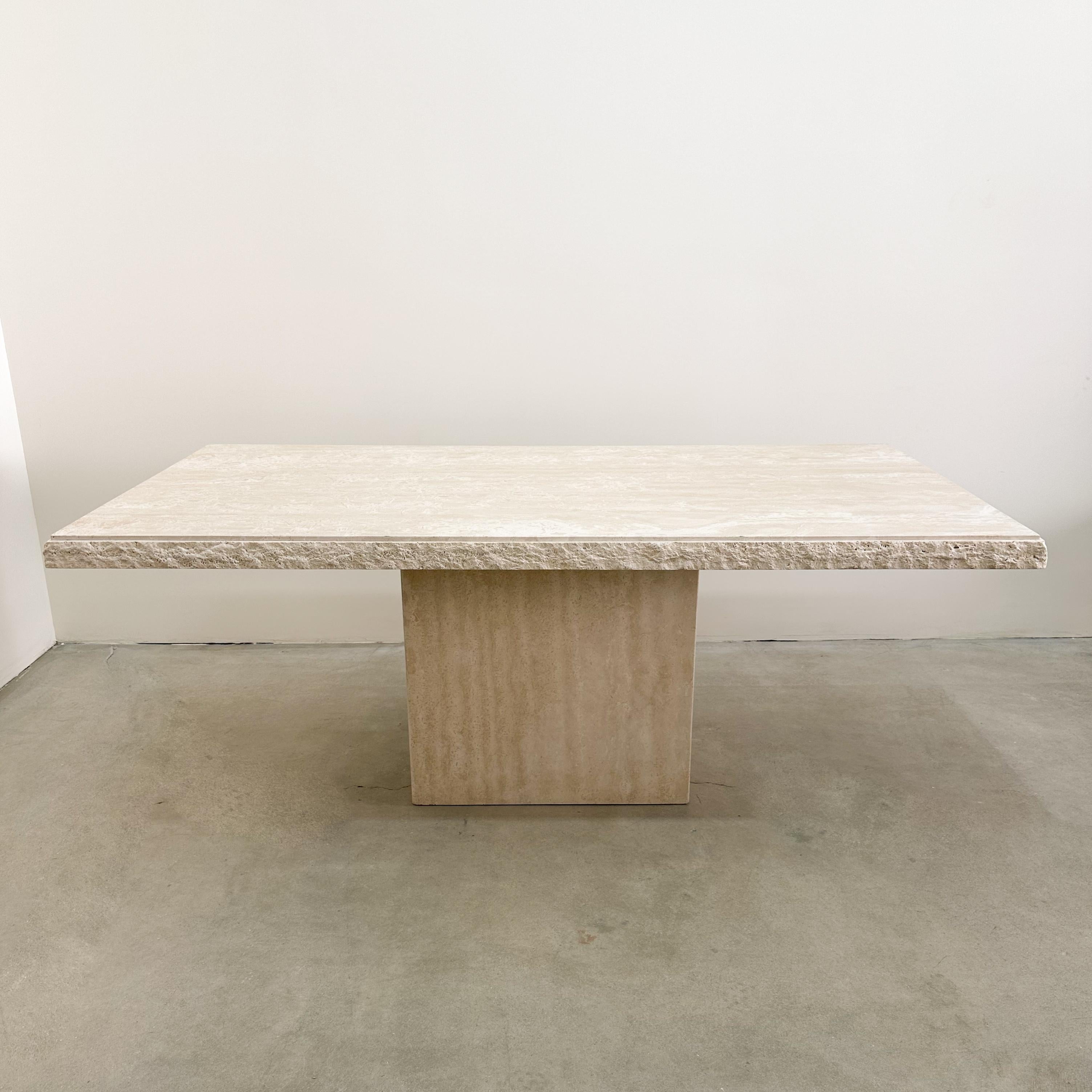 Vintage Italian Travertine Stone Rectangle Raw Edge Live Edge Dining Table In Good Condition For Sale In Palm Desert, CA
